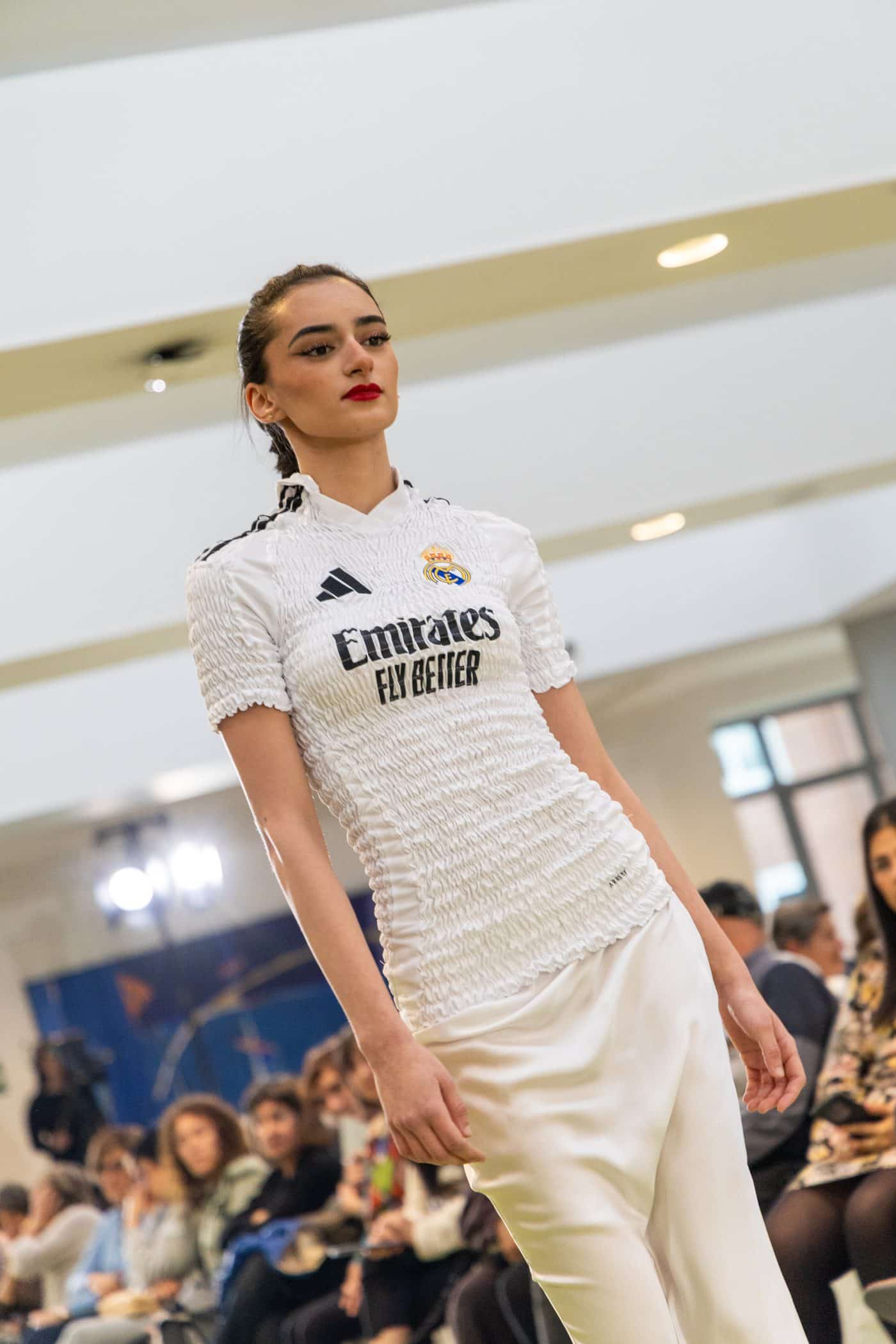 El diseñador jarrero Juan Fernández presenta su primera colección nupcial: "No hay una única forma de ser novia" 2