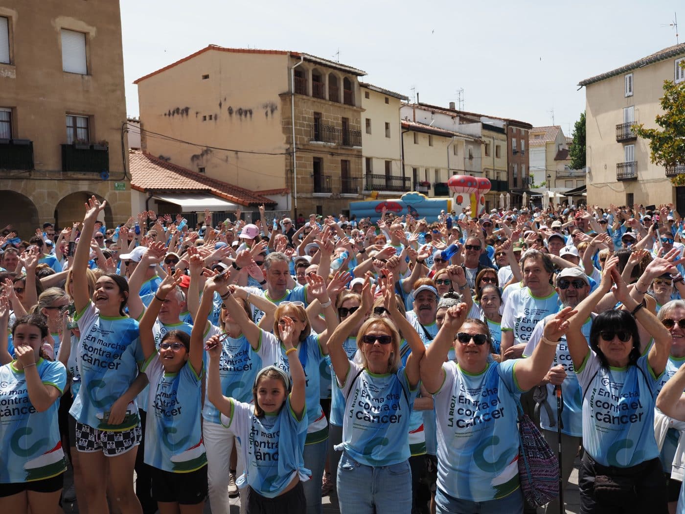 La III Marcha contra el Cáncer Haro-Anguciana bate récords con 1.550 participantes 35 La III Marcha contra el Cáncer Haro-Anguciana bate récords con 1.550 participantes 35