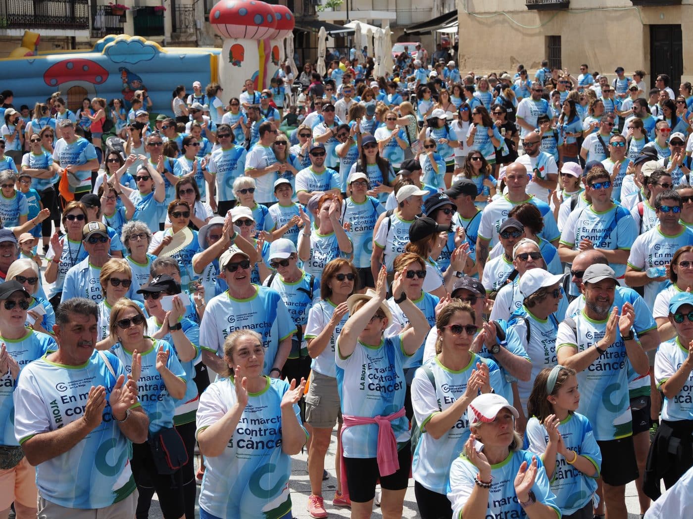 La III Marcha contra el Cáncer Haro-Anguciana bate récords con 1.550 participantes 57 La III Marcha contra el Cáncer Haro-Anguciana bate récords con 1.550 participantes 57