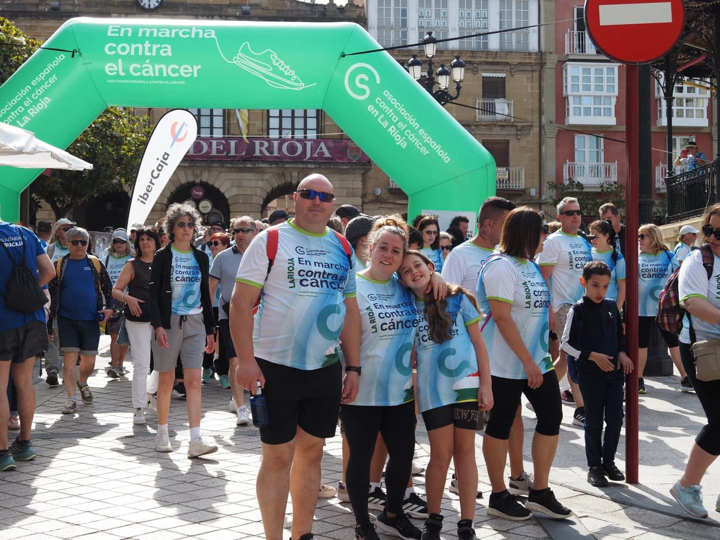 La III Marcha contra el Cáncer Haro-Anguciana bate récords con 1.550 participantes 38 La III Marcha contra el Cáncer Haro-Anguciana bate récords con 1.550 participantes 38