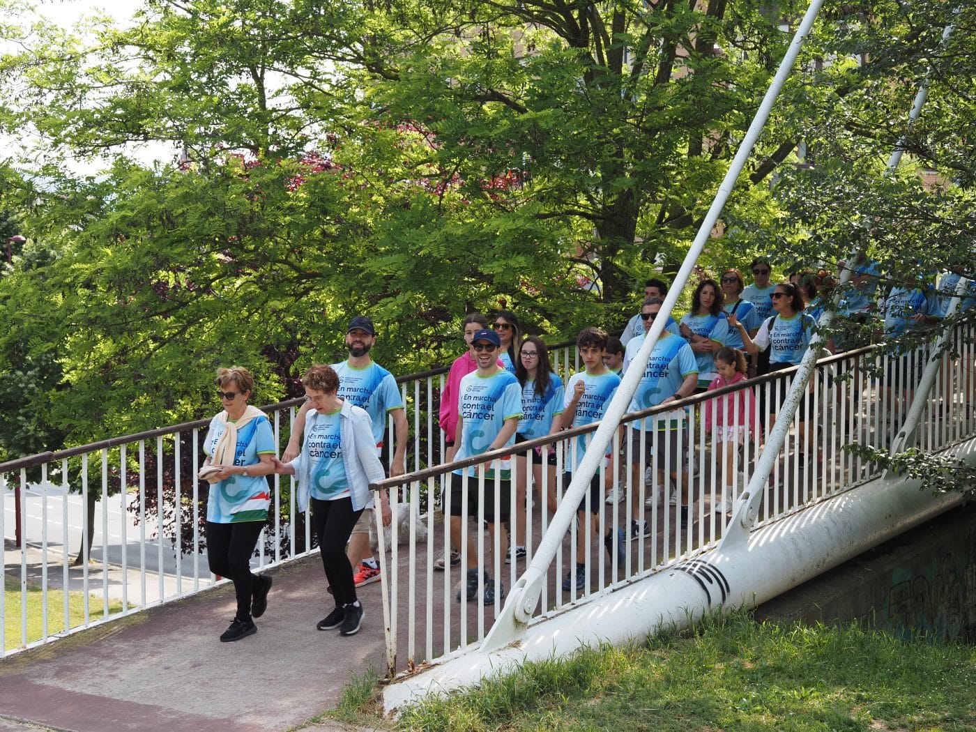 La III Marcha contra el Cáncer Haro-Anguciana bate récords con 1.550 participantes 21 La III Marcha contra el Cáncer Haro-Anguciana bate récords con 1.550 participantes 21