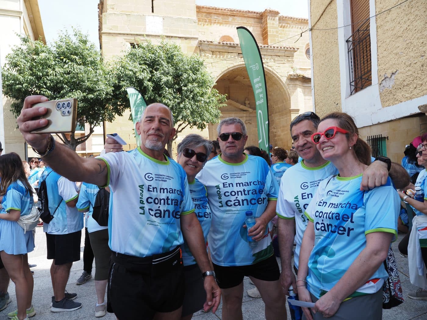 La III Marcha contra el Cáncer Haro-Anguciana bate récords con 1.550 participantes 17 La III Marcha contra el Cáncer Haro-Anguciana bate récords con 1.550 participantes 17