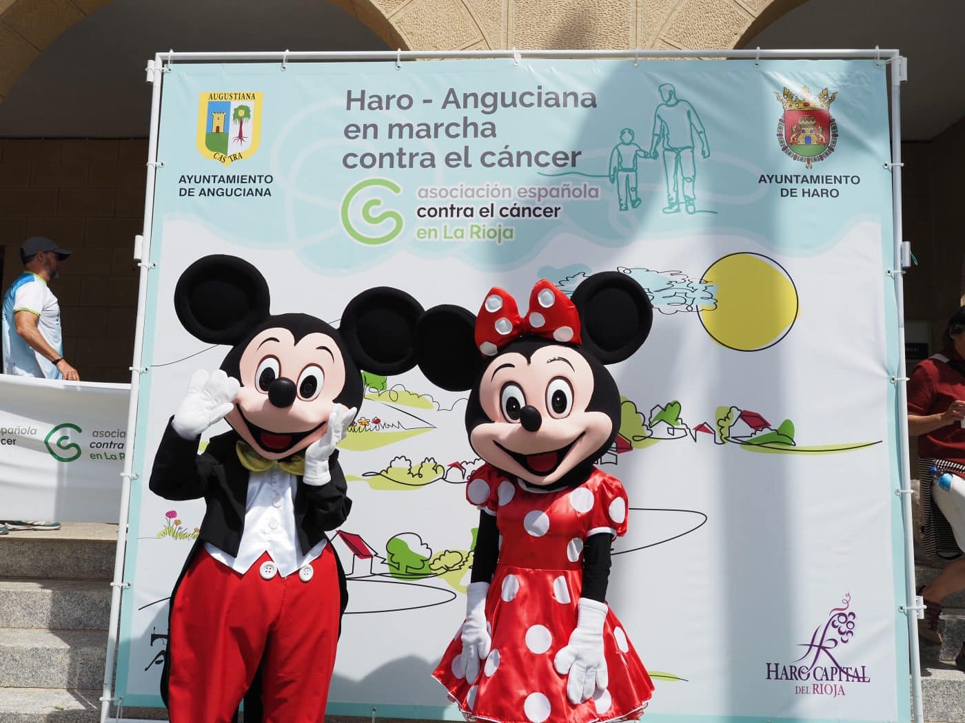 La III Marcha contra el Cáncer Haro-Anguciana bate récords con 1.550 participantes 9 La III Marcha contra el Cáncer Haro-Anguciana bate récords con 1.550 participantes 9