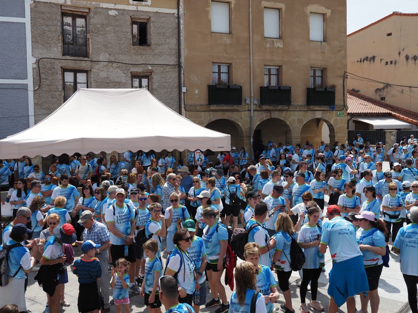 La III Marcha contra el Cáncer Haro-Anguciana bate récords con 1.550 participantes 24 La III Marcha contra el Cáncer Haro-Anguciana bate récords con 1.550 participantes 24
