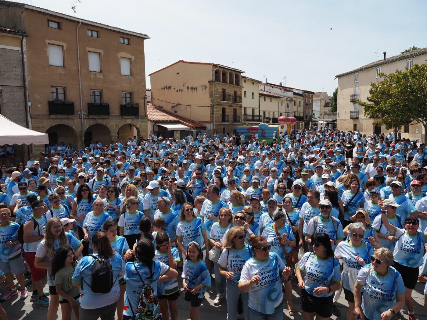 La III Marcha contra el Cáncer Haro-Anguciana bate récords con 1.550 participantes 14 La III Marcha contra el Cáncer Haro-Anguciana bate récords con 1.550 participantes 14