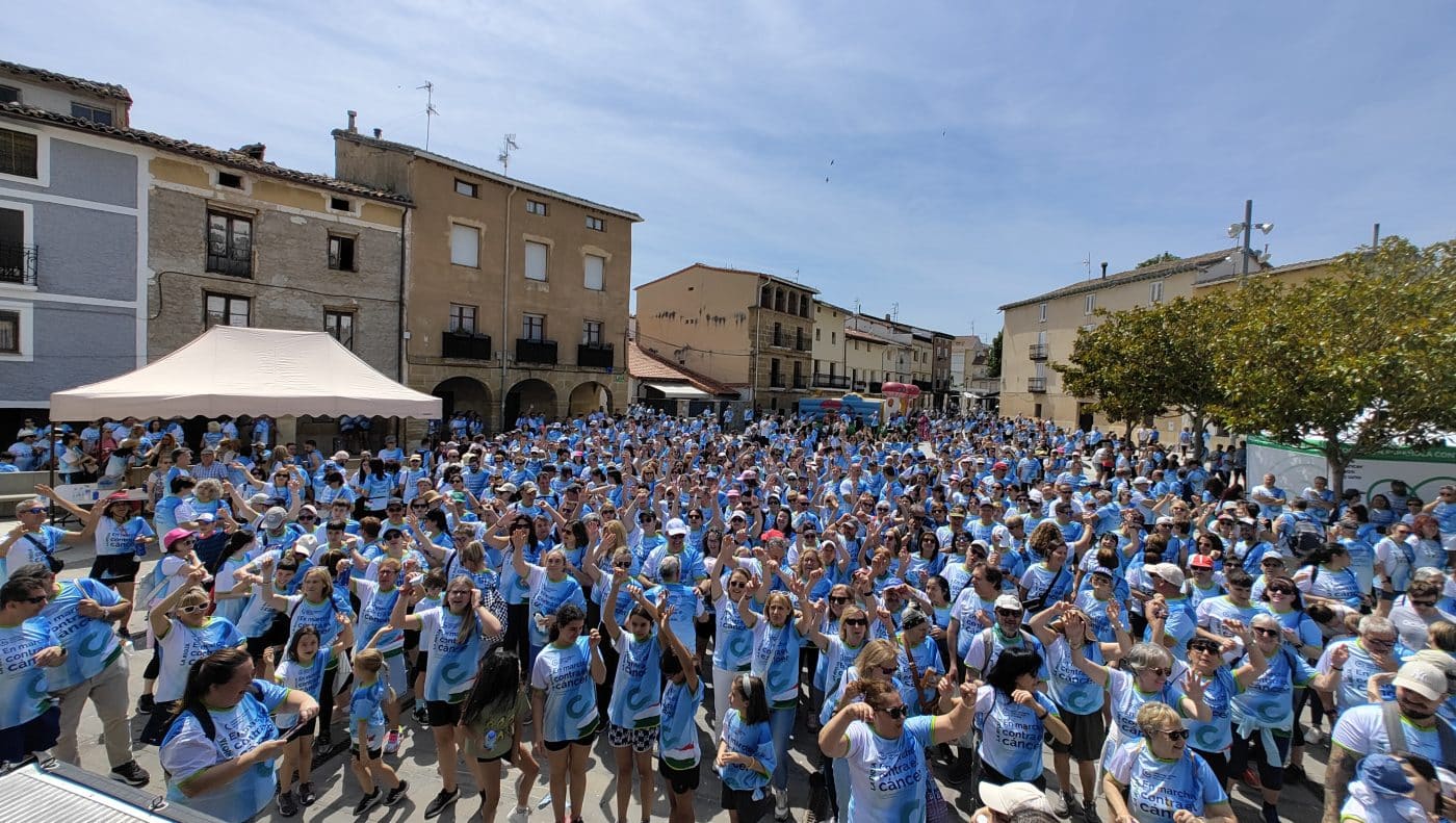 La III Marcha contra el Cáncer Haro-Anguciana bate récords con 1.550 participantes 11 La III Marcha contra el Cáncer Haro-Anguciana bate récords con 1.550 participantes 11