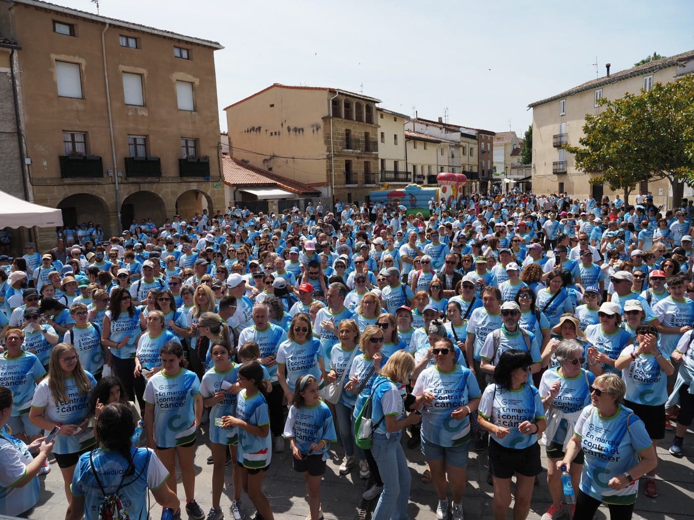 La III Marcha contra el Cáncer Haro-Anguciana bate récords con 1.550 participantes 48 La III Marcha contra el Cáncer Haro-Anguciana bate récords con 1.550 participantes 48