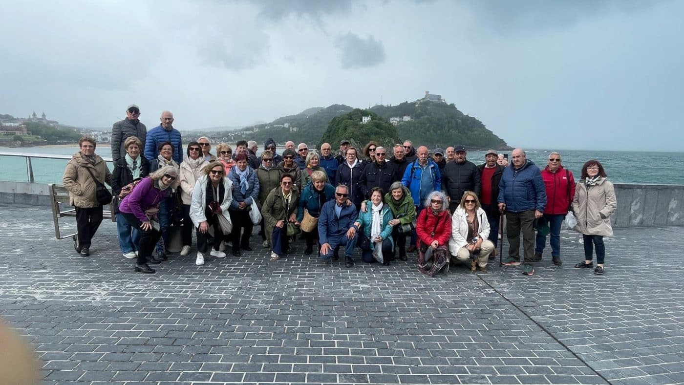 Los Amigos del Camino de Santiago de Haro-Rioja Alta disfrutan de una jornada de convivencia en San Sebastián 1