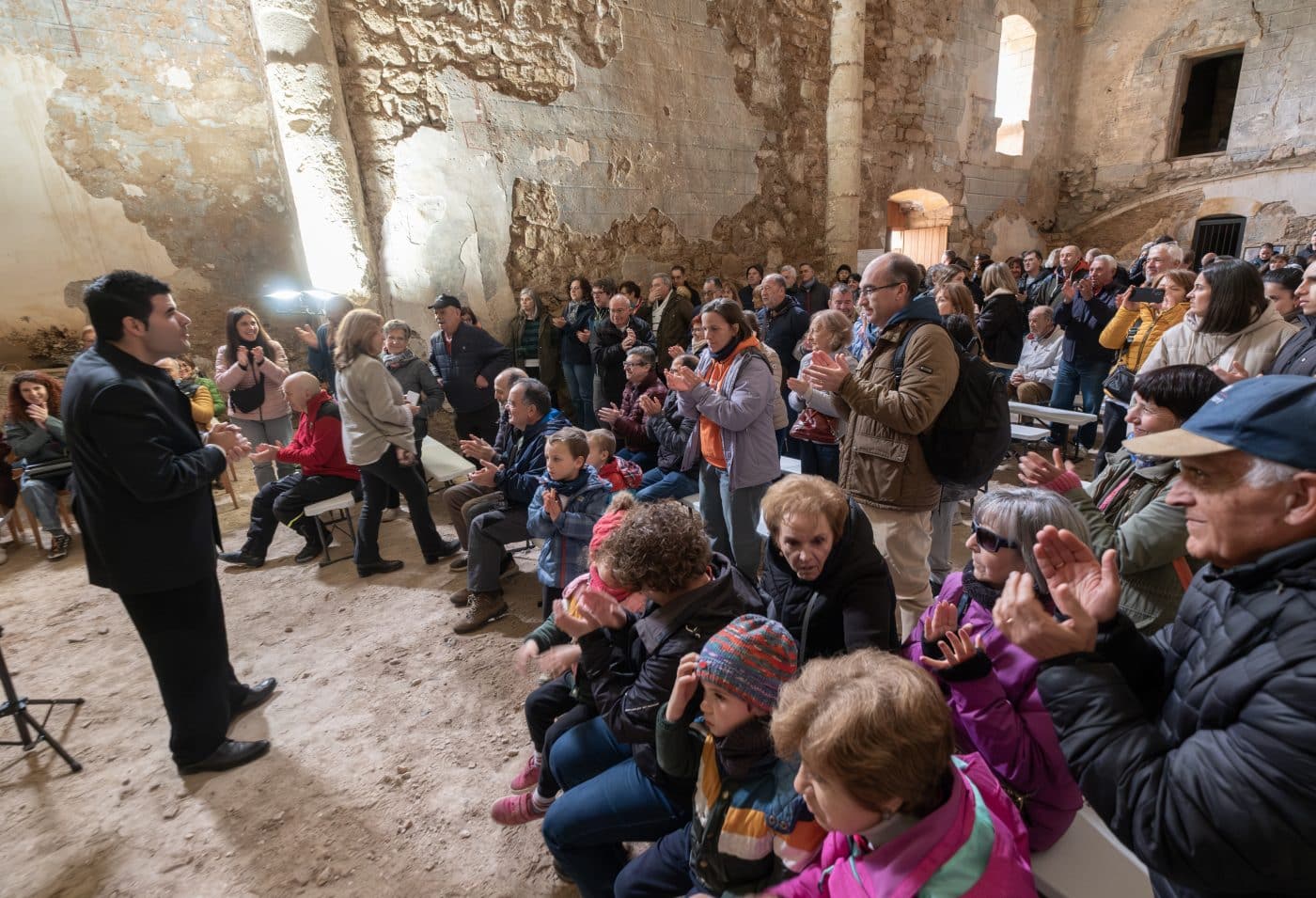 Luezas de Cameros celebra la reapertura de su iglesia tras su restauración 3