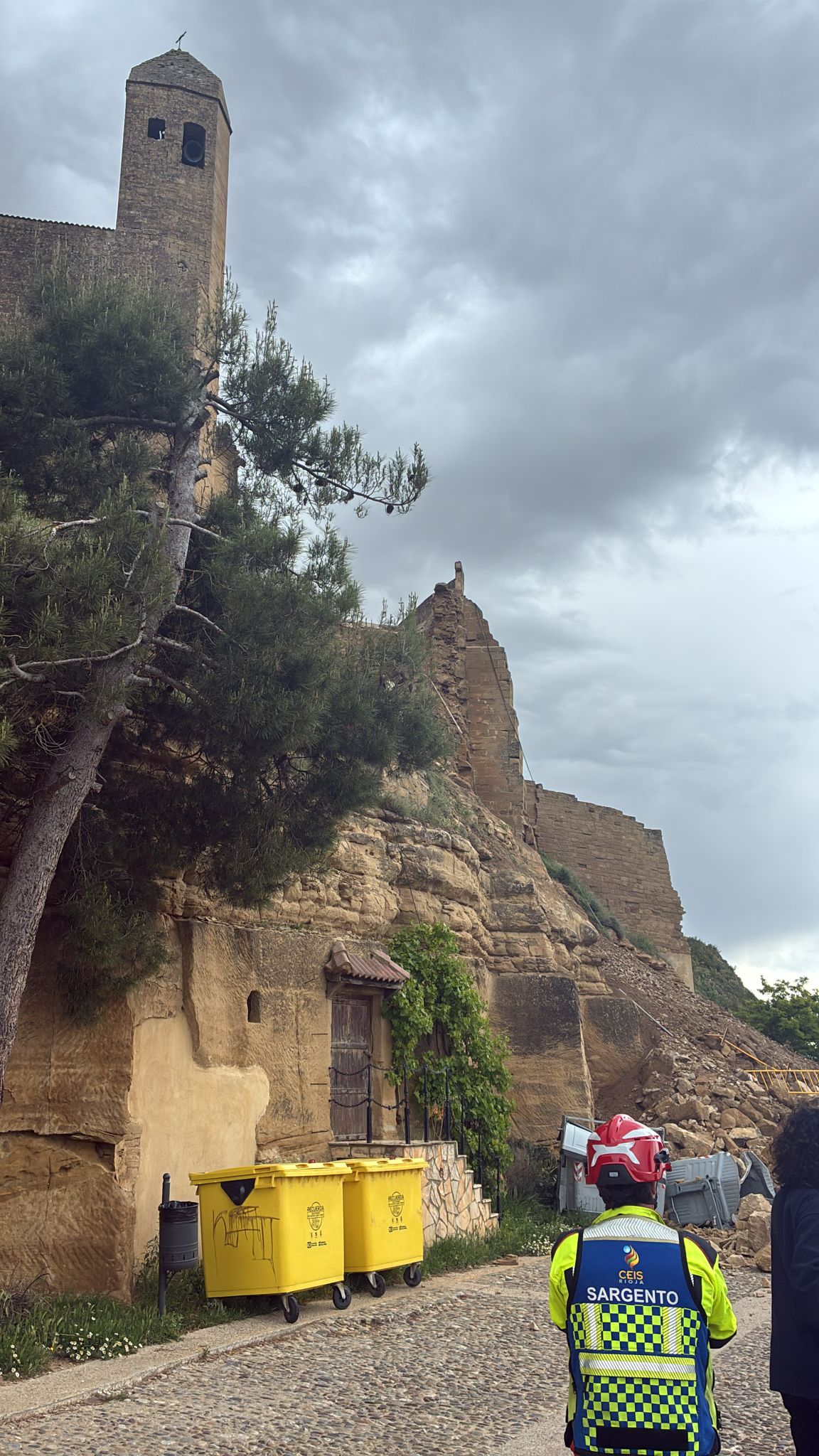 Susto en San Vicente de la Sonsierra: se viene abajo parte de la muralla 7