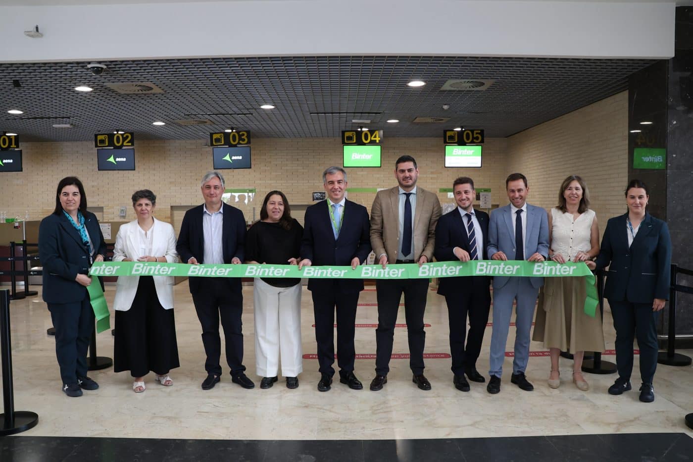 Despega la nueva ruta aérea entre La Rioja y Canarias 1