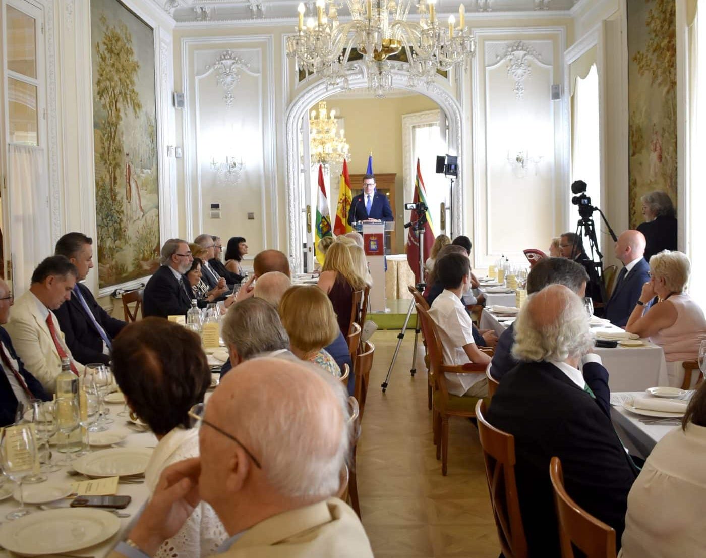 El Centro Riojano de Madrid celebra San Bernabé y el Día de La Rioja con la entrega de sus galardones anuales 4