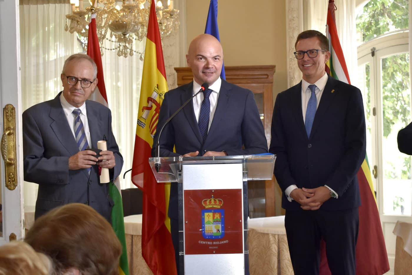 El Centro Riojano de Madrid celebra San Bernabé y el Día de La Rioja con la entrega de sus galardones anuales 2