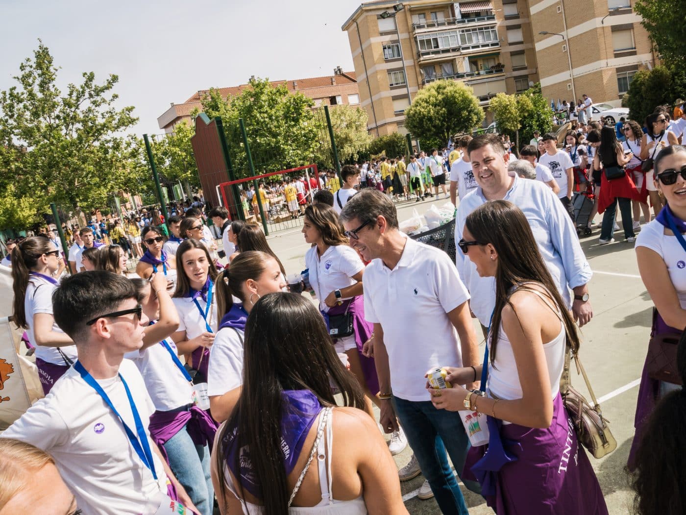 FOTOS: Colorido y mucha fiesta en la nueva edición de 'Interpeñas' en Nájera 2