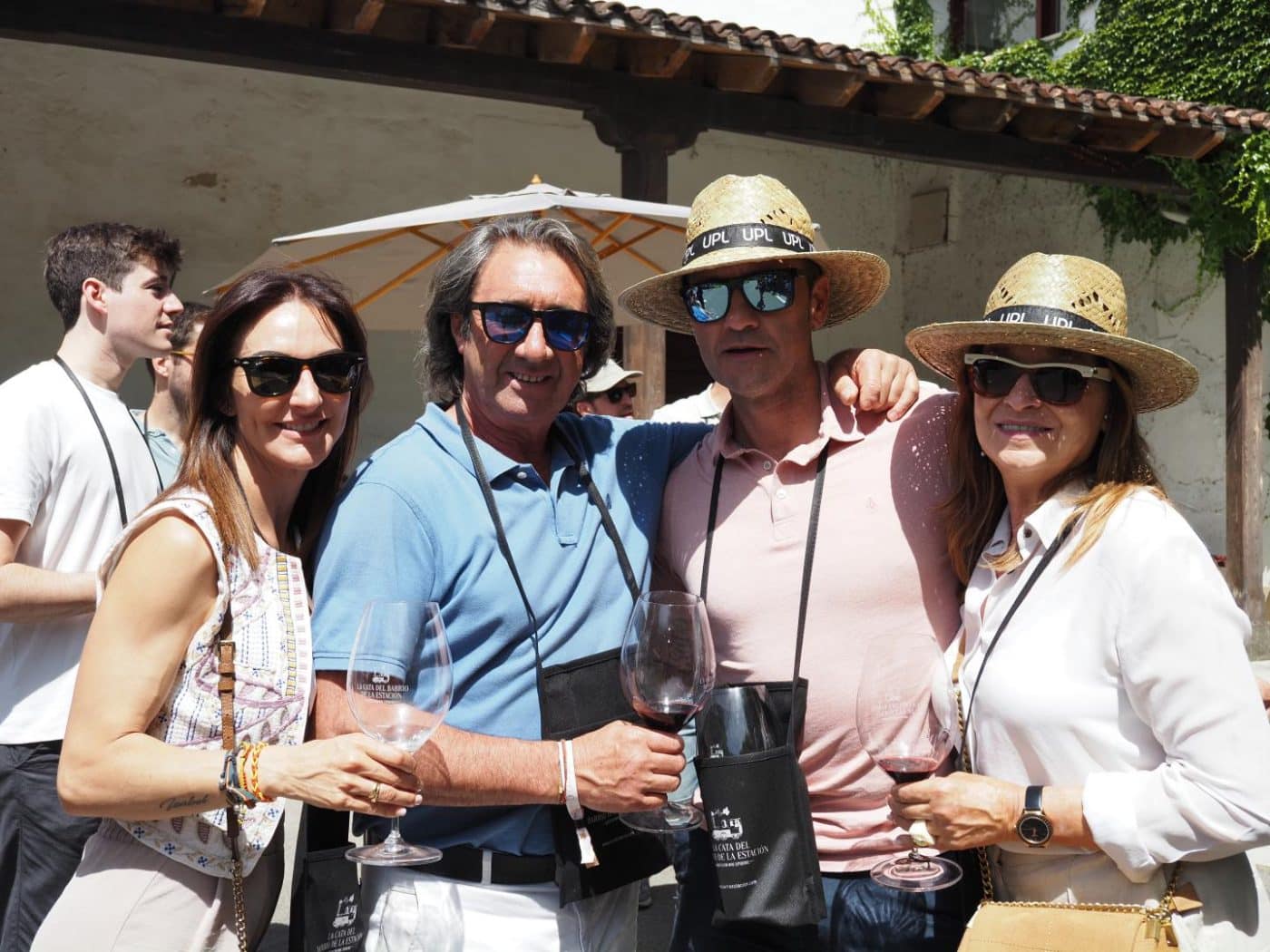 FOTOS: El Barrio de la Estación de Haro desafía al calor y celebra una multitudinaria fiesta del vino 53