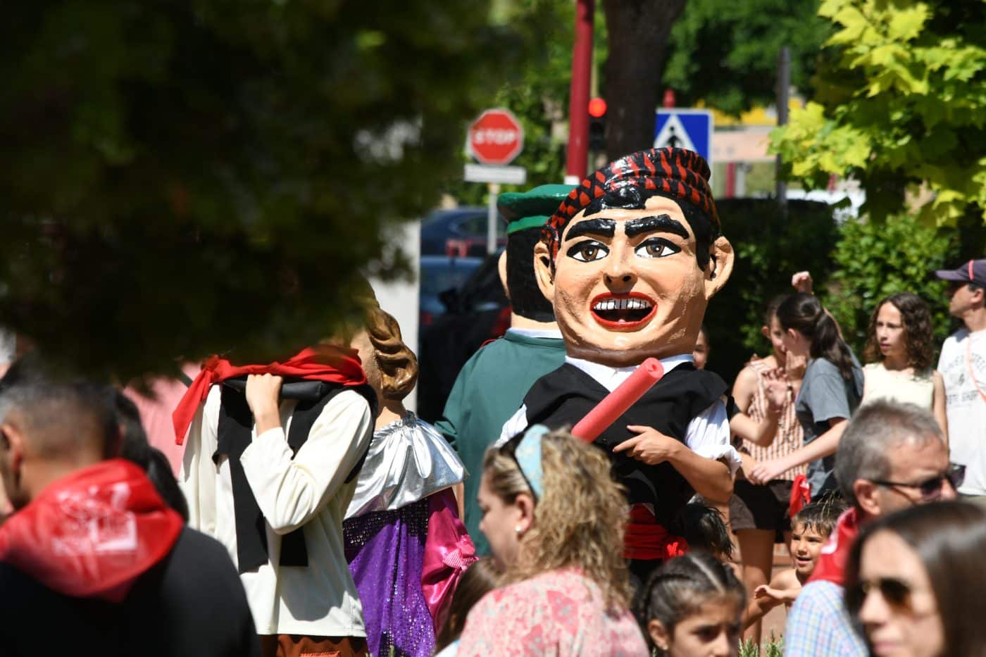 FOTOS: El encierro infantil y los gigantes y cabezudos desafían al calor en una animada mañana de fiestas en Haro 20