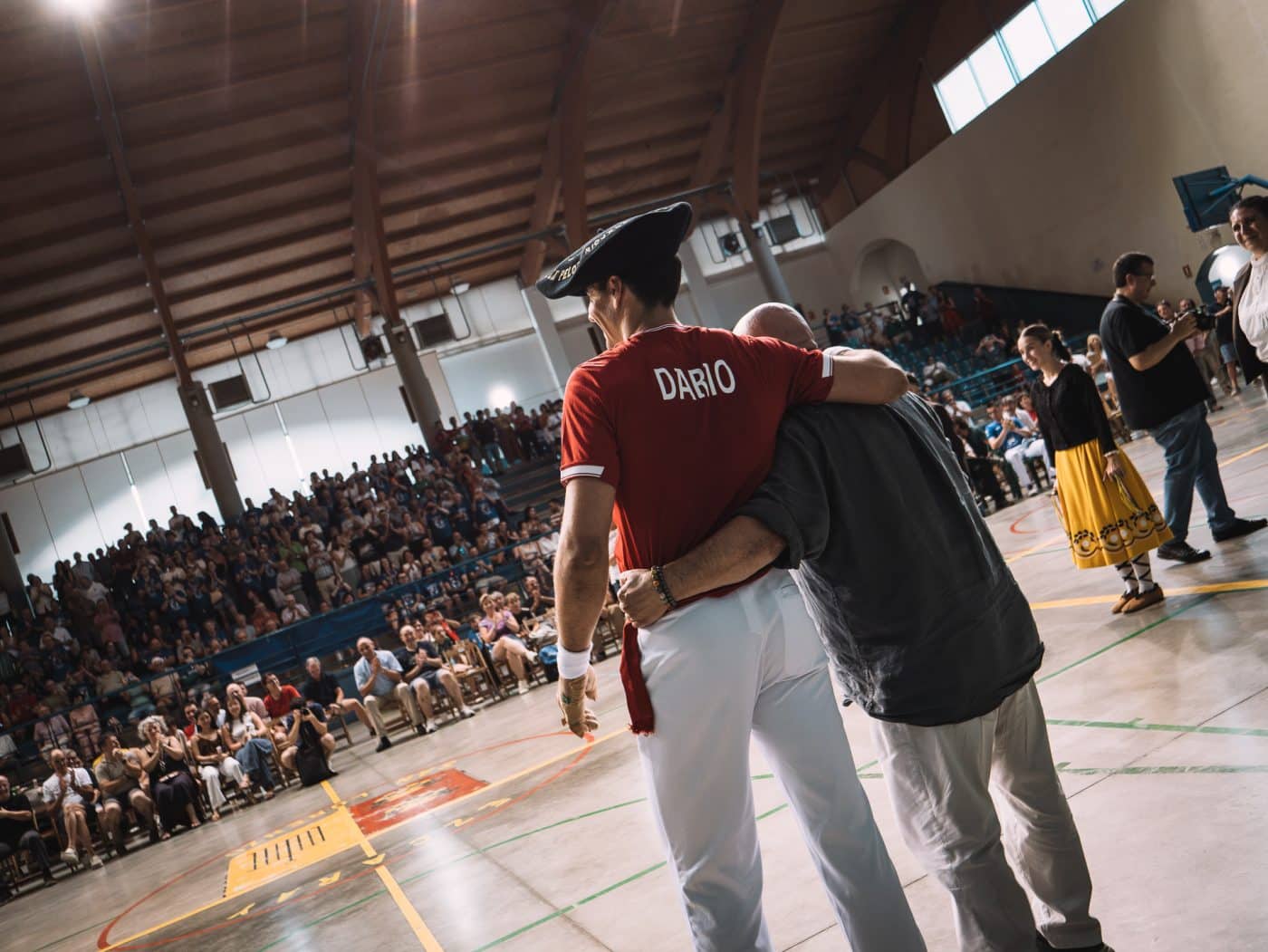 FOTOS: Ezcaray rinde homenaje al campeón Darío Gómez con una gran jornada de pelota 6