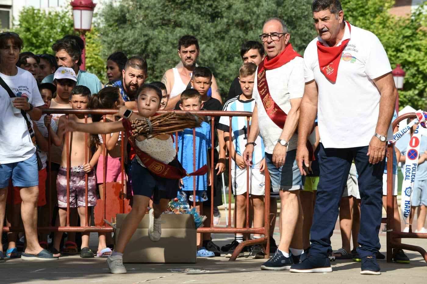 FOTOS: Haro combate el calor entre espuma, gavillas, morcilla y caracoles 61