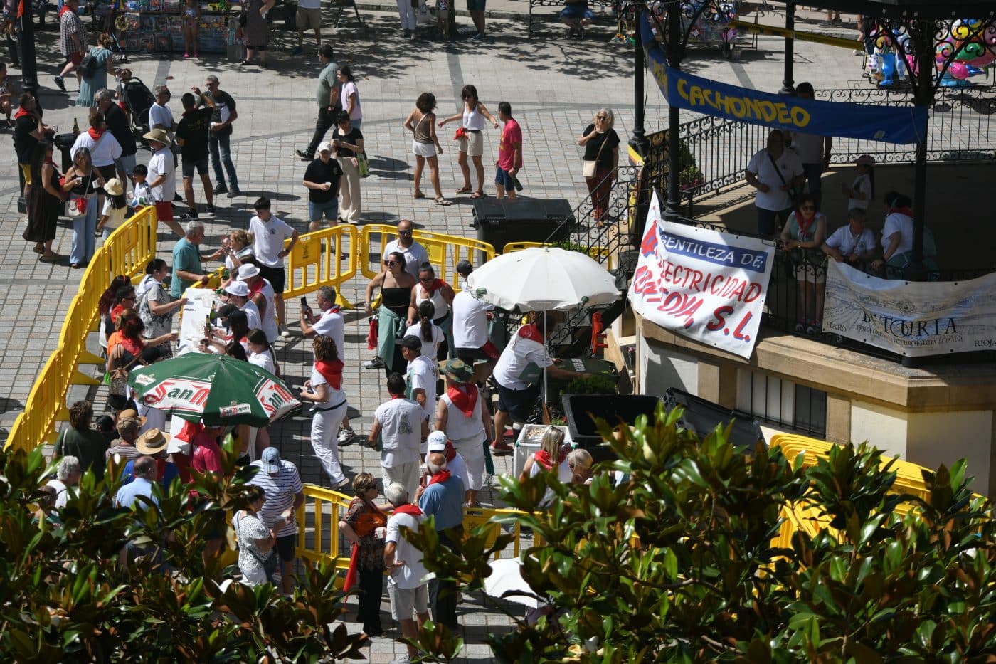 FOTOS: Haro estalla en fiestas entre homenajes, tradición y un calor sofocante 71 FOTOS: Haro estalla en fiestas entre homenajes, tradición y un calor sofocante 71