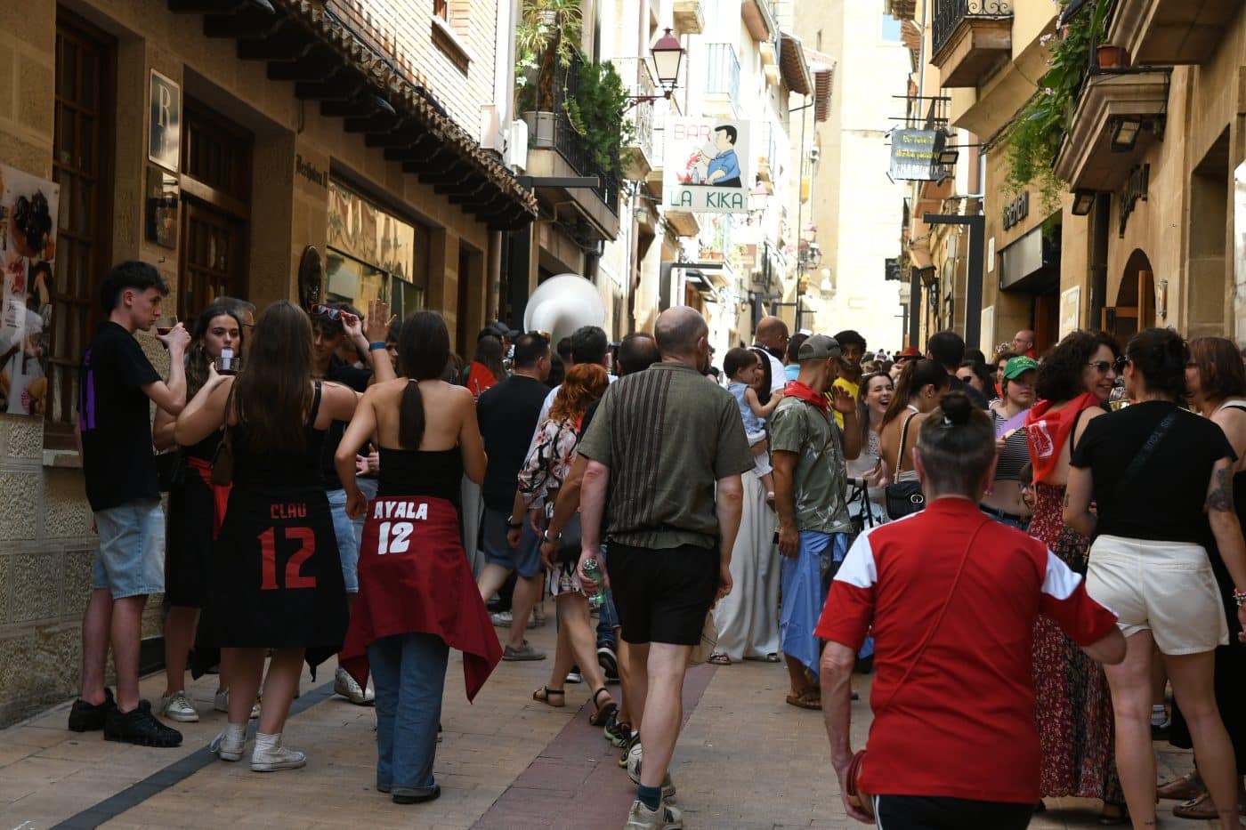 FOTOS: Haro estalla en fiestas entre homenajes, tradición y un calor sofocante 34 FOTOS: Haro estalla en fiestas entre homenajes, tradición y un calor sofocante 34