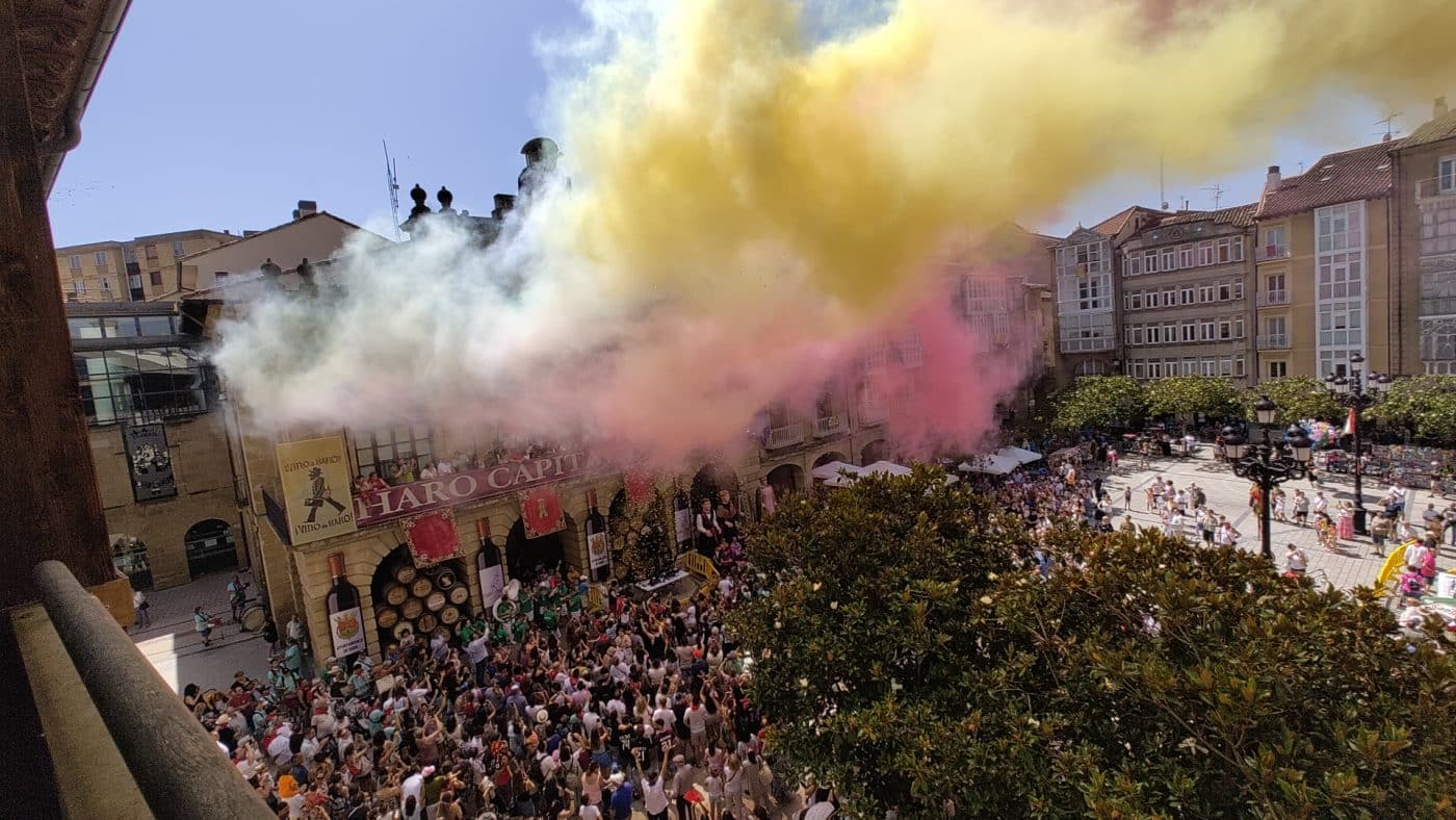 FOTOS: Haro estalla en fiestas entre homenajes, tradición y un calor sofocante 9 FOTOS: Haro estalla en fiestas entre homenajes, tradición y un calor sofocante 9