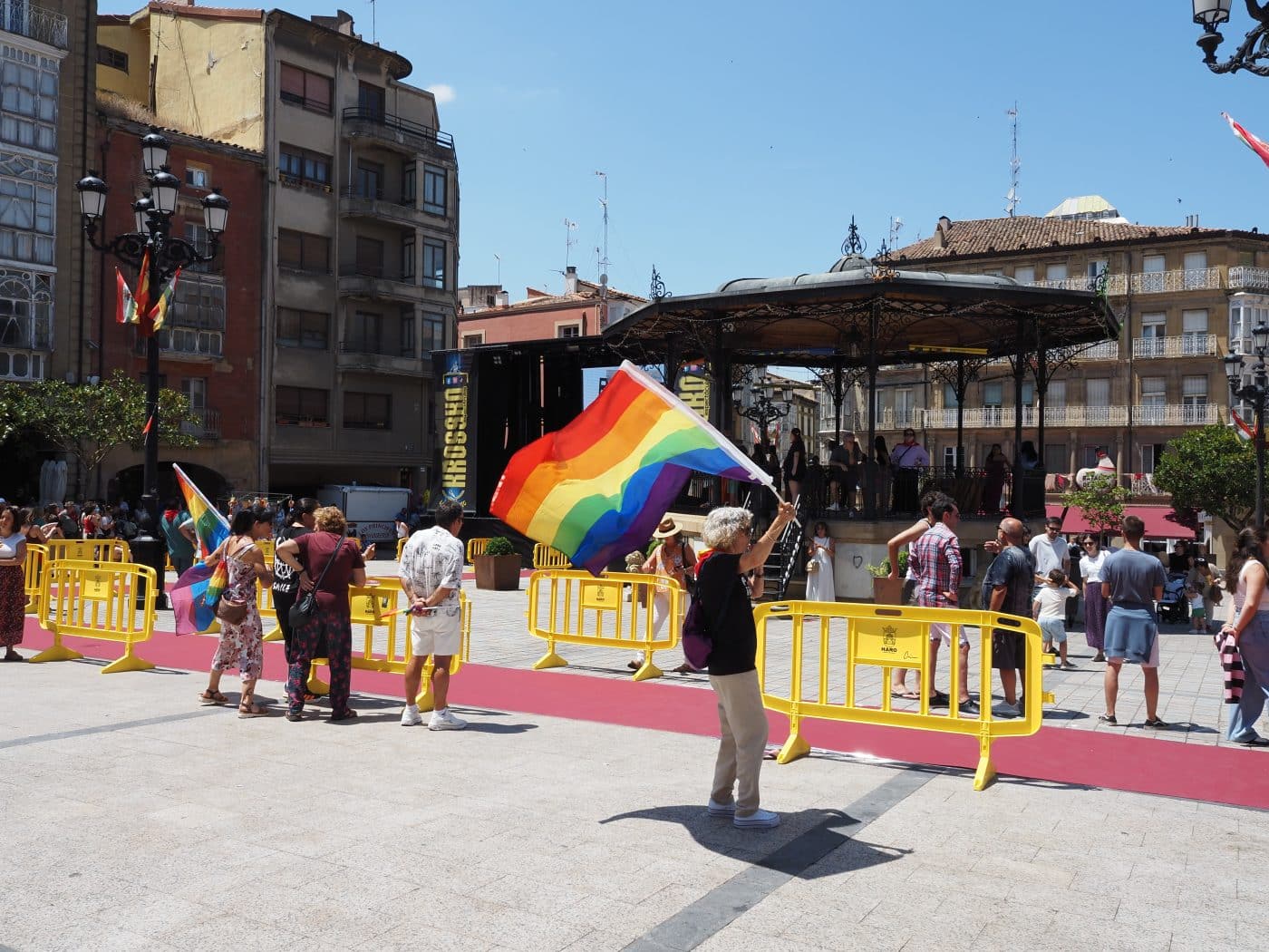 FOTOS: Haro reivindica la diversidad con una emotiva Gala del Orgullo en plena víspera de la Batalla del Vino 17