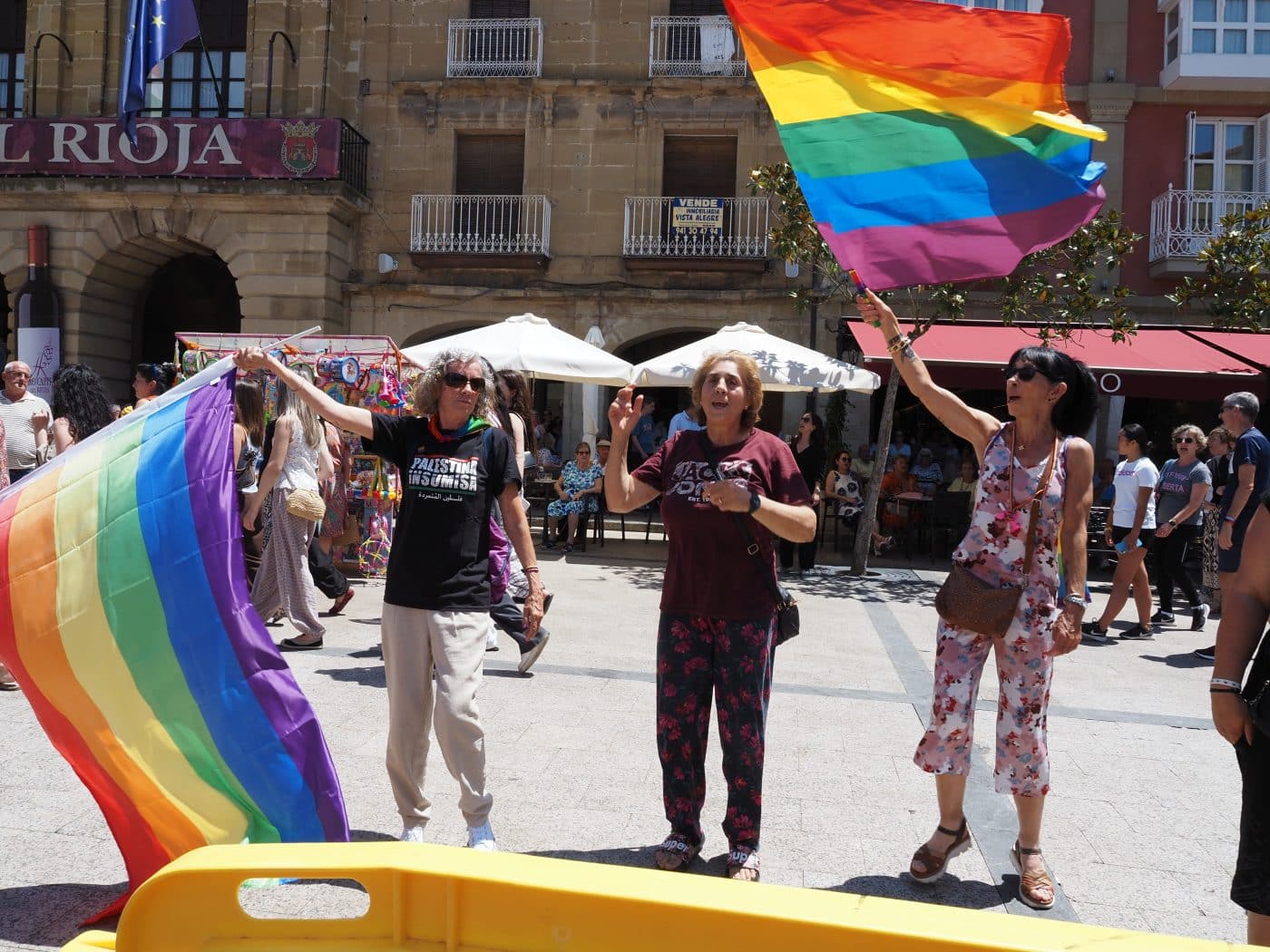 FOTOS: Haro reivindica la diversidad con una emotiva Gala del Orgullo en plena víspera de la Batalla del Vino 23