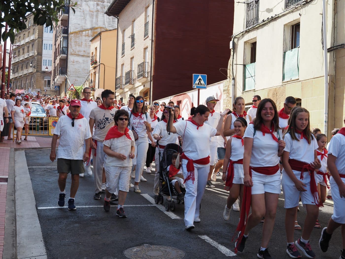 FOTOS: La Batalla del Vino Infantil conquista de nuevo a pequeños y mayores en Haro 8