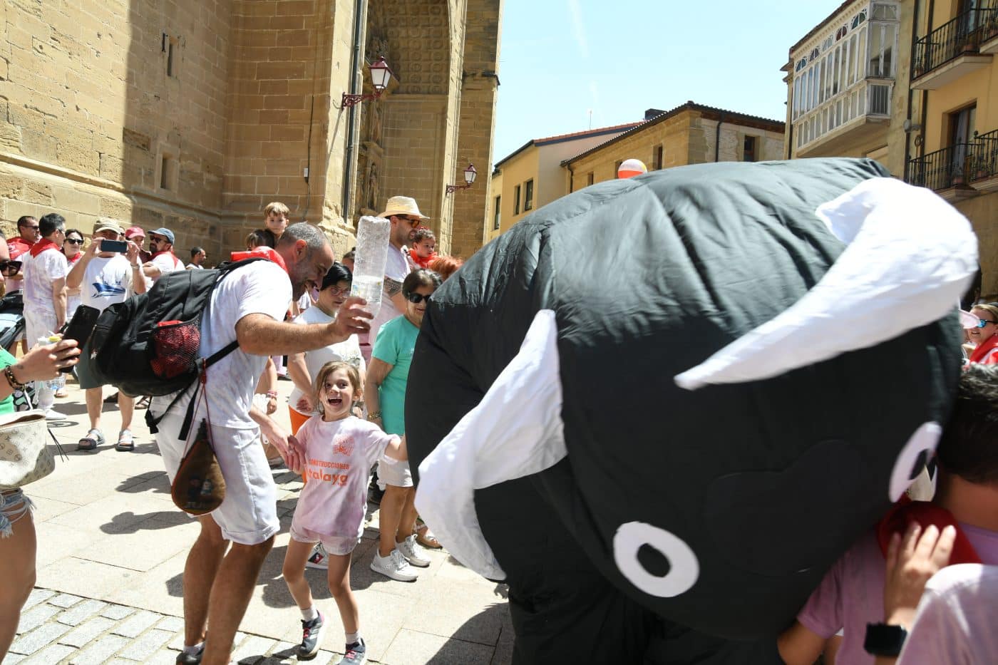 FOTOS: La Batalla del Vino Infantil conquista de nuevo a pequeños y mayores en Haro 84