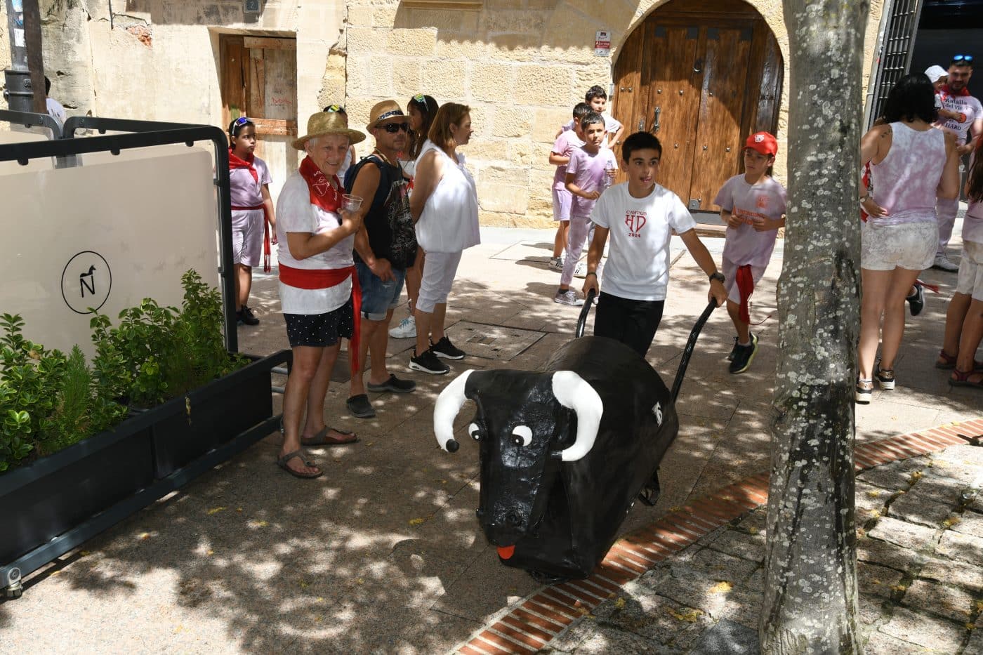 FOTOS: La Batalla del Vino Infantil conquista de nuevo a pequeños y mayores en Haro 86