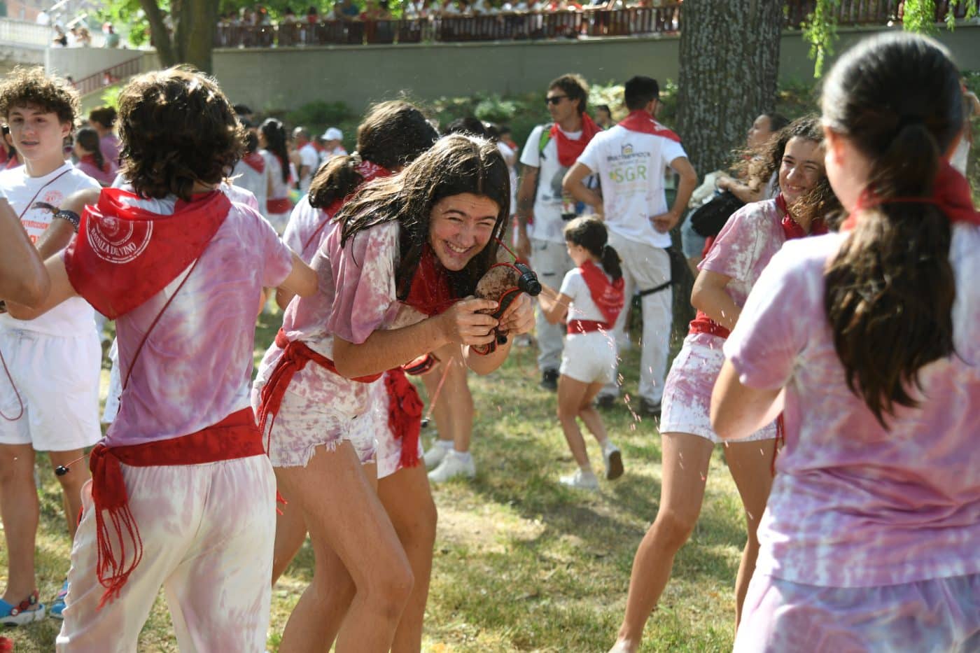 FOTOS: La Batalla del Vino Infantil conquista de nuevo a pequeños y mayores en Haro 61