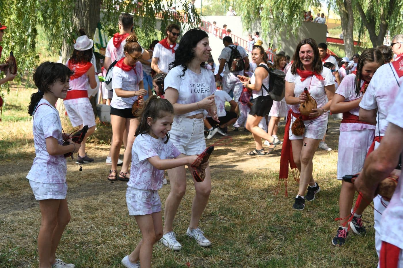 FOTOS: La Batalla del Vino Infantil conquista de nuevo a pequeños y mayores en Haro 44