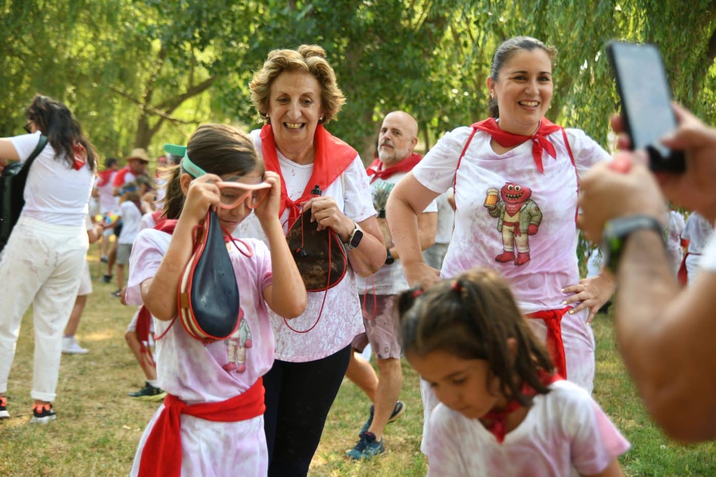 FOTOS: La Batalla del Vino Infantil conquista de nuevo a pequeños y mayores en Haro 54