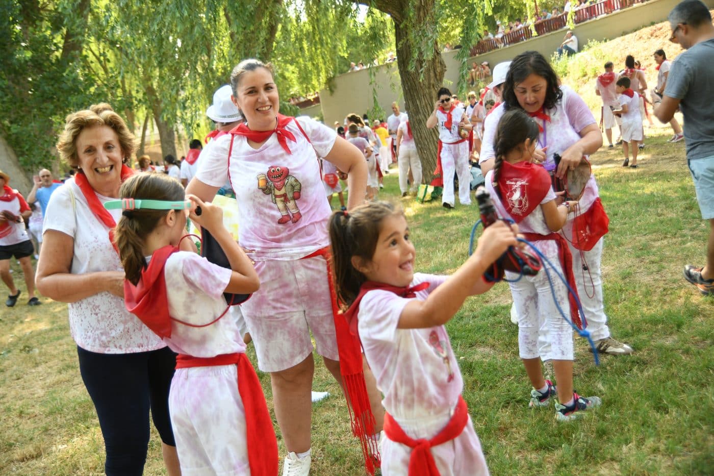 FOTOS: La Batalla del Vino Infantil conquista de nuevo a pequeños y mayores en Haro 45