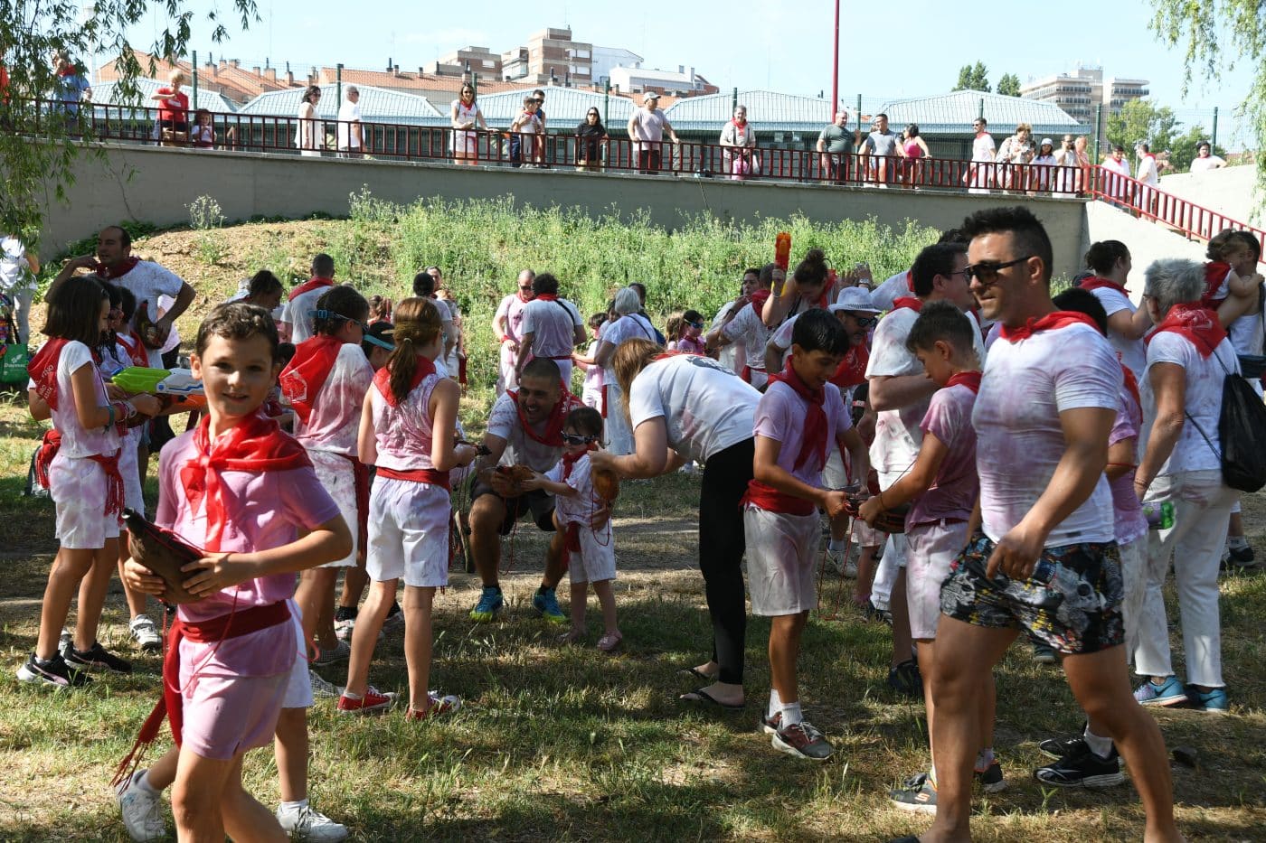 FOTOS: La Batalla del Vino Infantil conquista de nuevo a pequeños y mayores en Haro 36