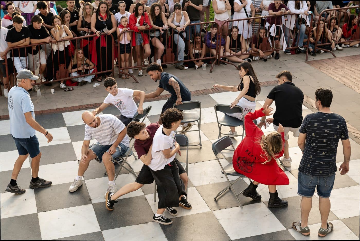 FOTOS: La Sanjuanada endulza y anima el arranque de las fiestas en Haro 5 FOTOS: La Sanjuanada endulza y anima el arranque de las fiestas en Haro 5