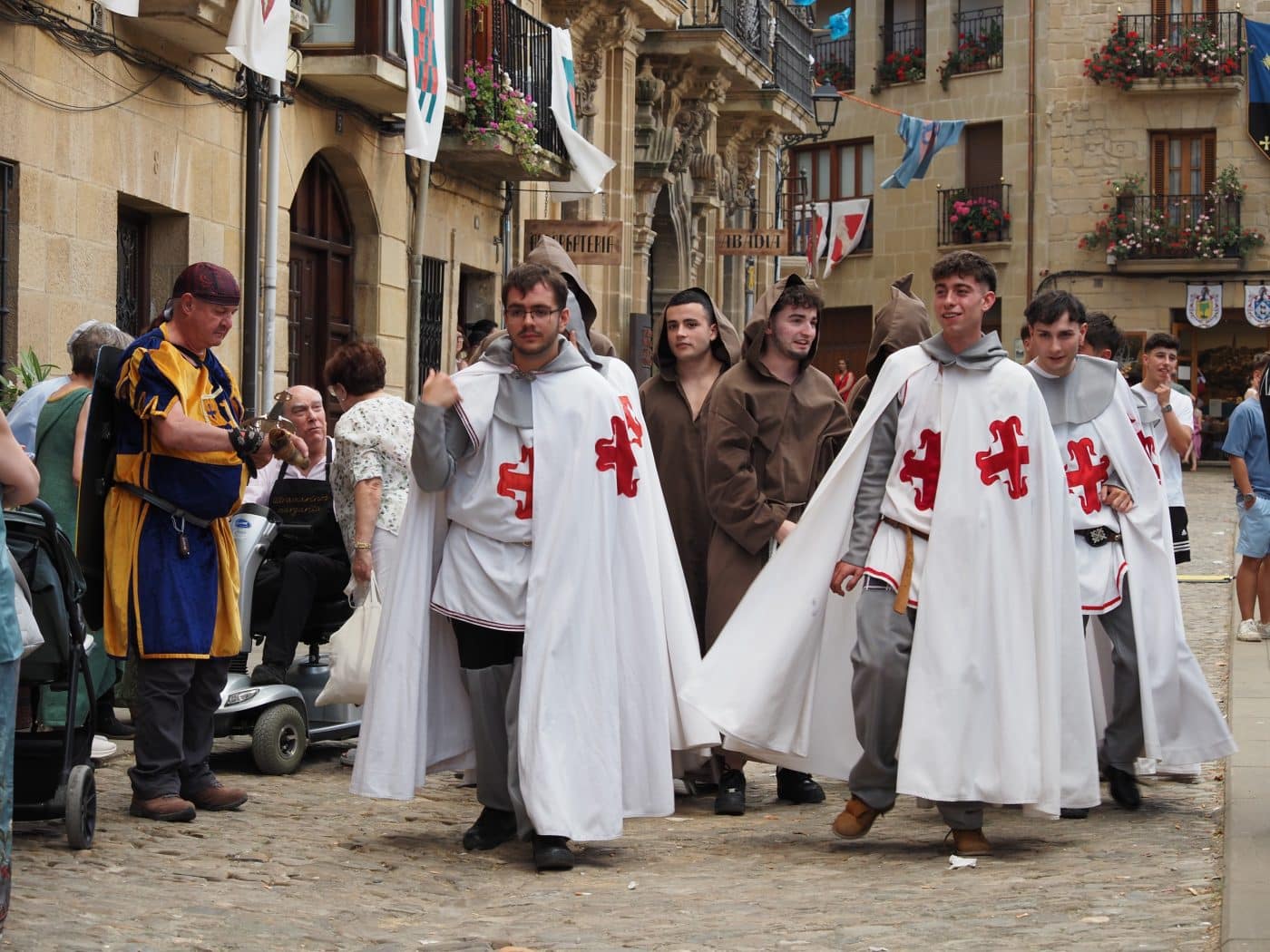 FOTOS: Las Jornadas de Medievales de Briones se despiden con un emotivo cierre de portales 42