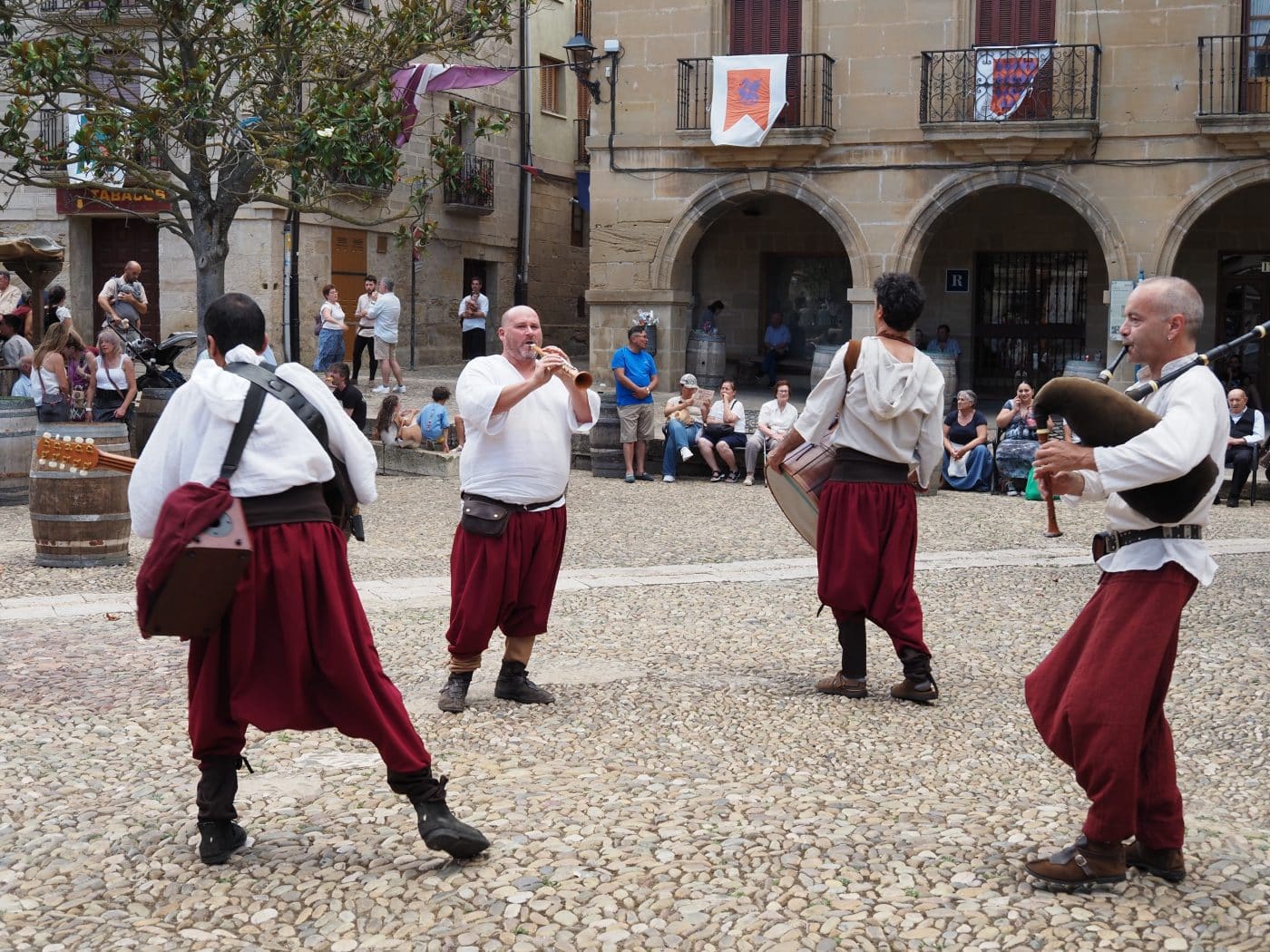 FOTOS: Las Jornadas de Medievales de Briones se despiden con un emotivo cierre de portales 41