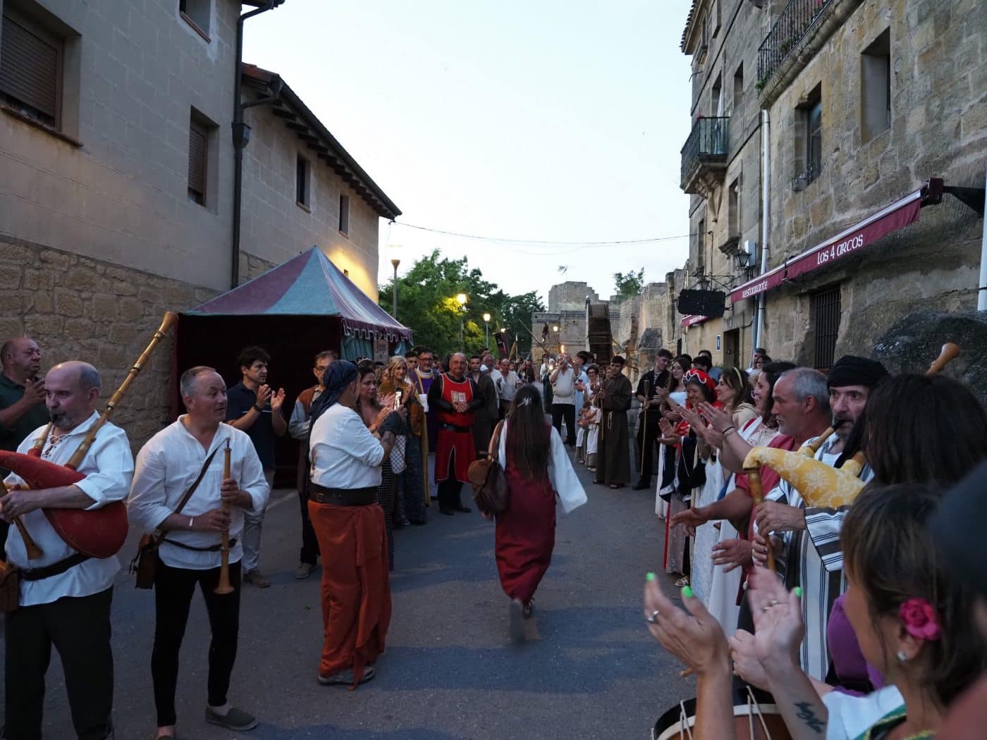 FOTOS: Las Jornadas de Medievales de Briones se despiden con un emotivo cierre de portales 25