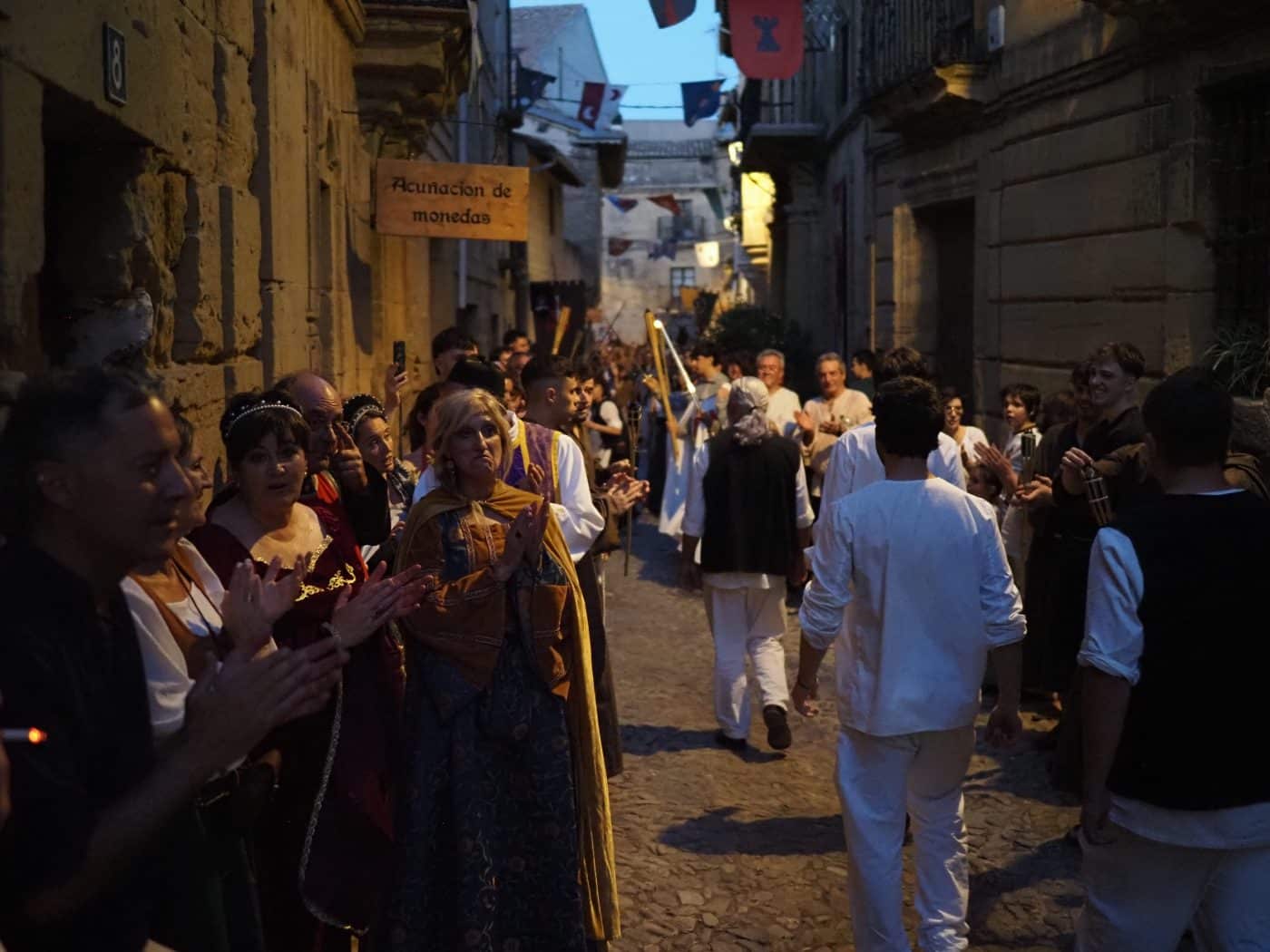 FOTOS: Las Jornadas de Medievales de Briones se despiden con un emotivo cierre de portales 9