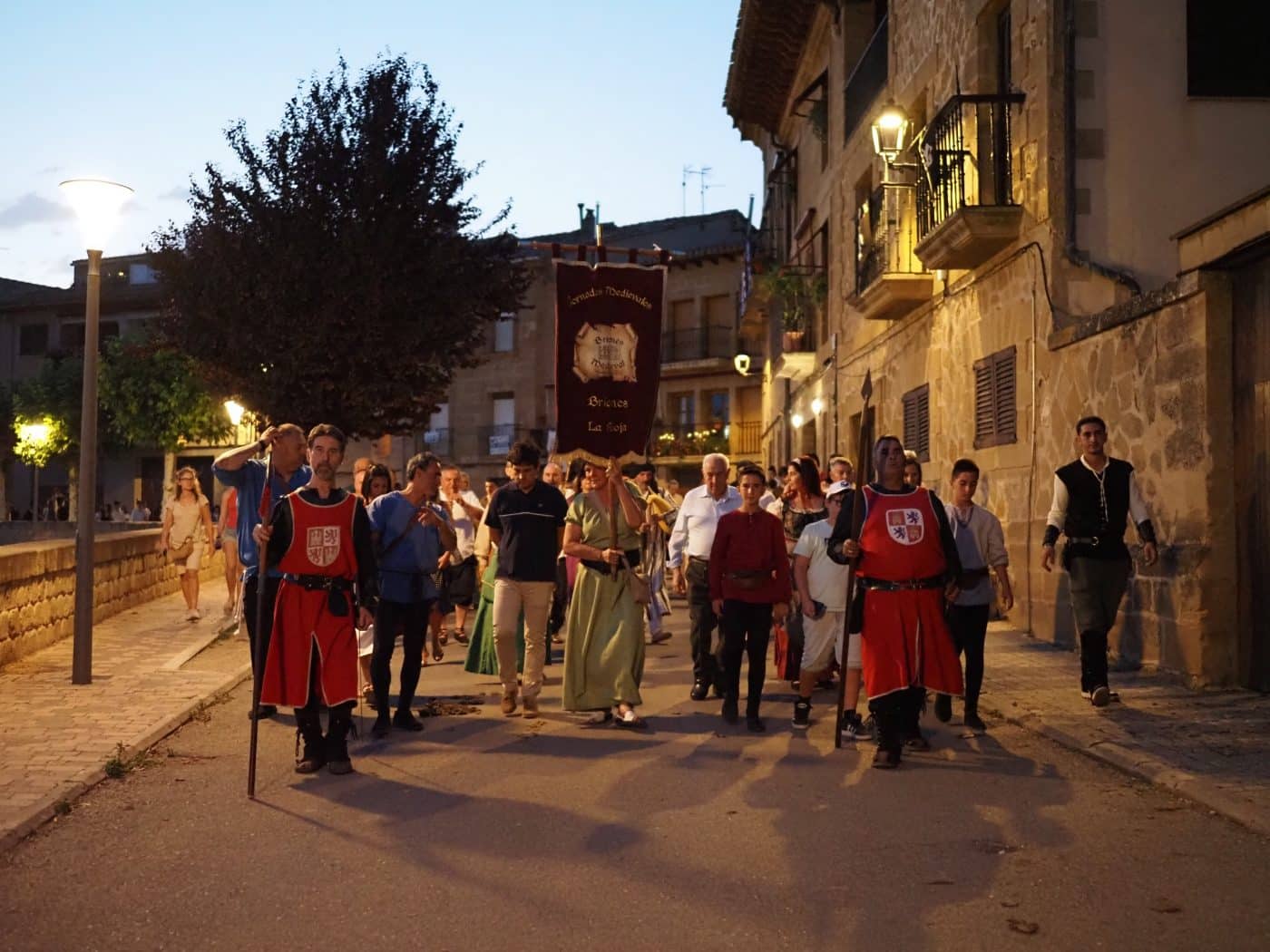 FOTOS: Las Jornadas de Medievales de Briones se despiden con un emotivo cierre de portales 14