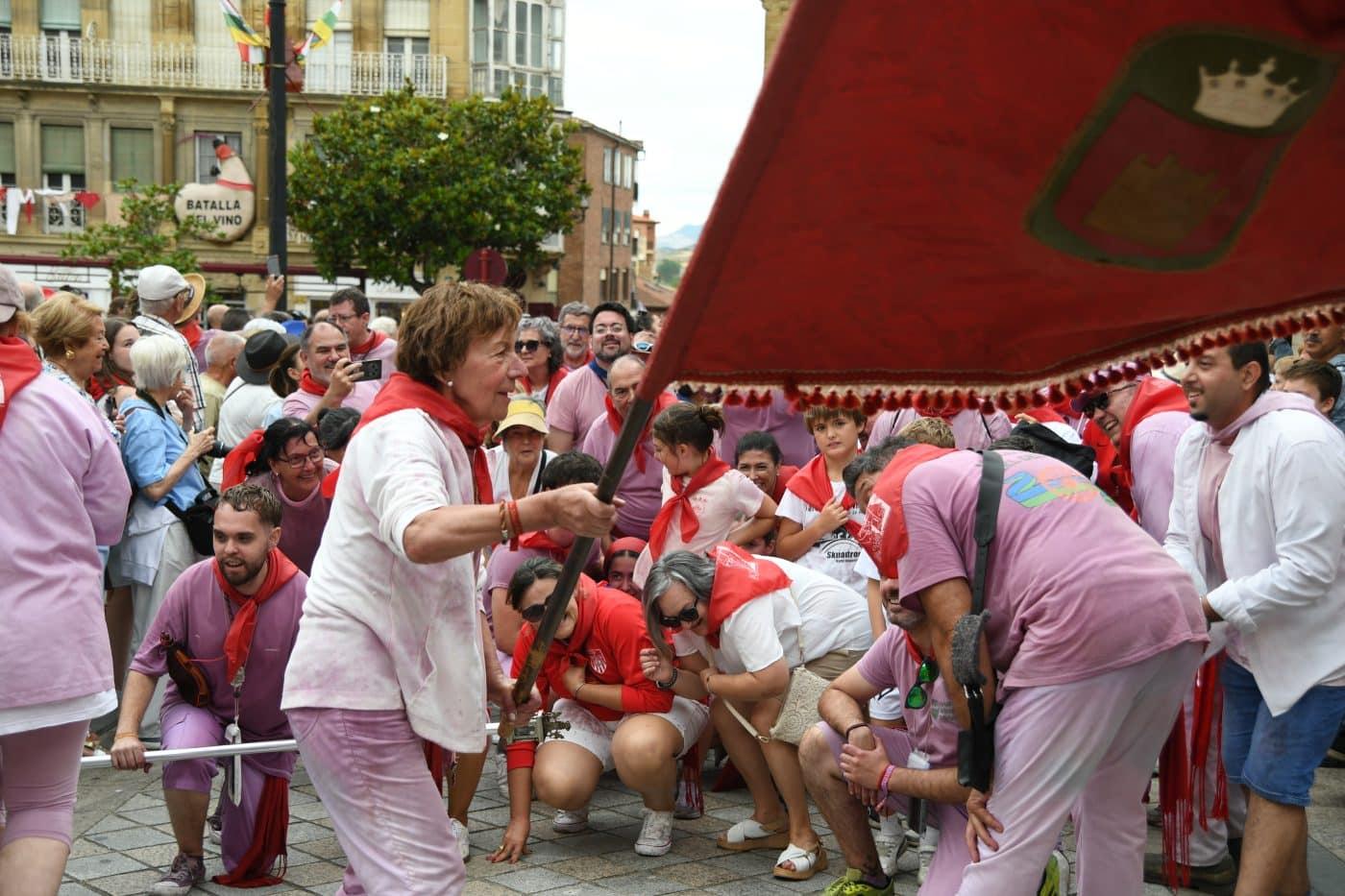 FOTOS: Las Vueltas convierten la Herradura de Haro en el gran epicentro de la fiesta tras la Batalla del Vino 61