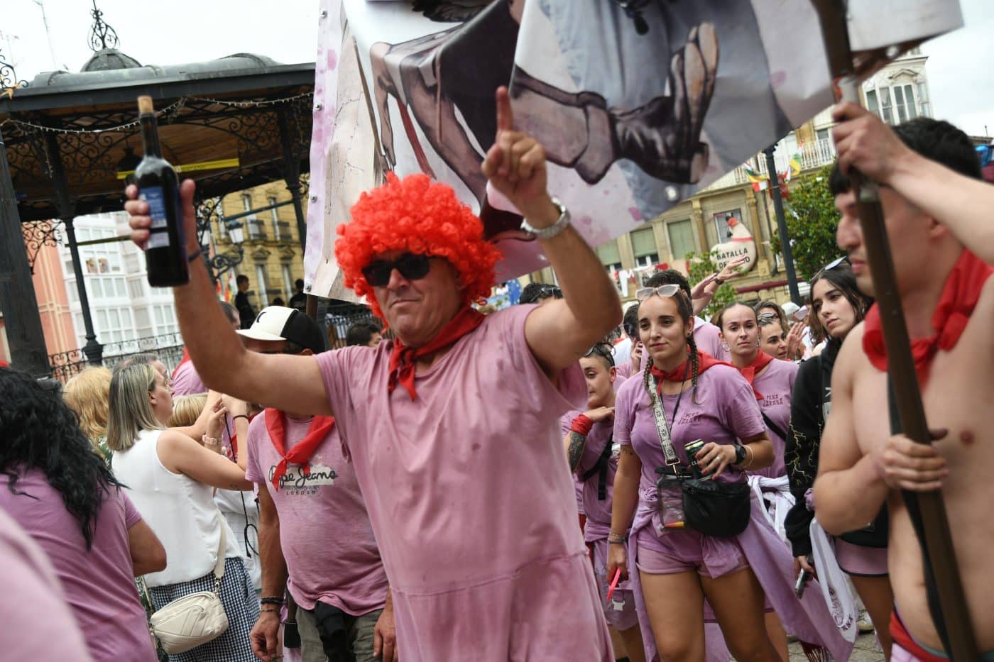 FOTOS: Las Vueltas convierten la Herradura de Haro en el gran epicentro de la fiesta tras la Batalla del Vino 36