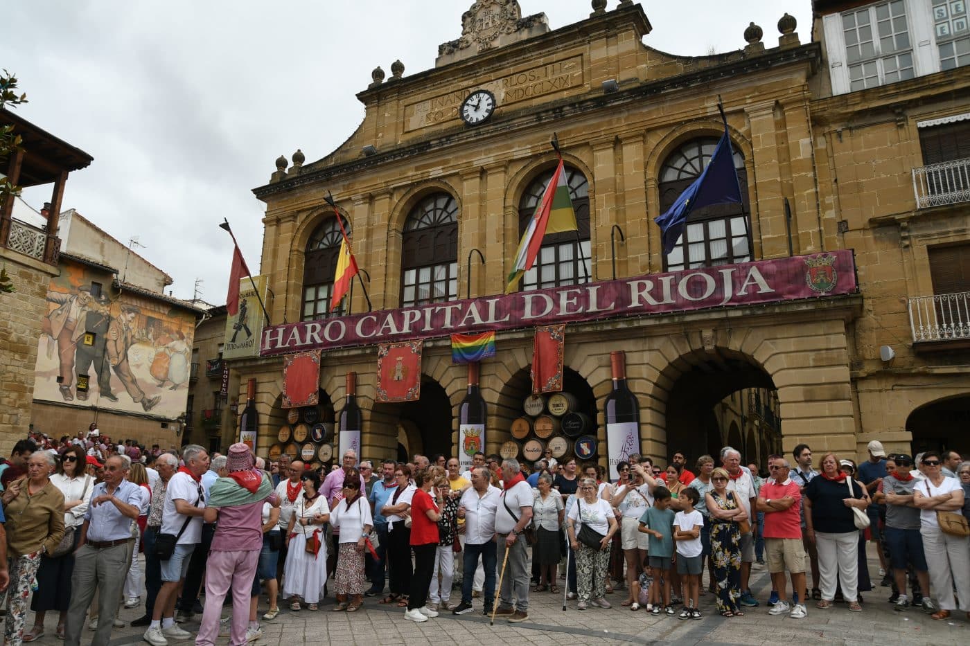 FOTOS: Las Vueltas convierten la Herradura de Haro en el gran epicentro de la fiesta tras la Batalla del Vino 82