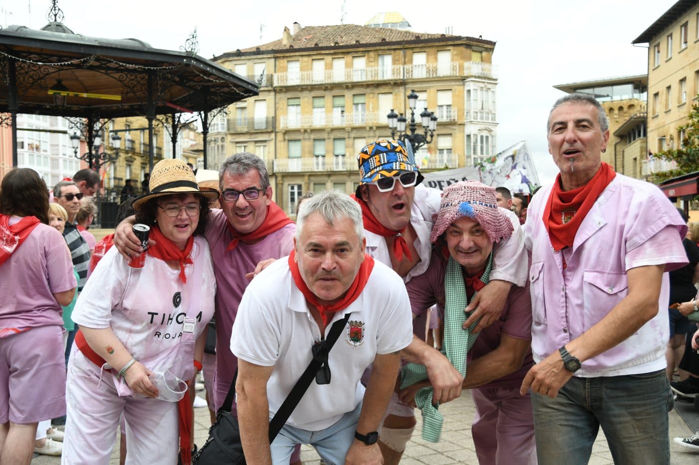FOTOS: Las Vueltas convierten la Herradura de Haro en el gran epicentro de la fiesta tras la Batalla del Vino 21