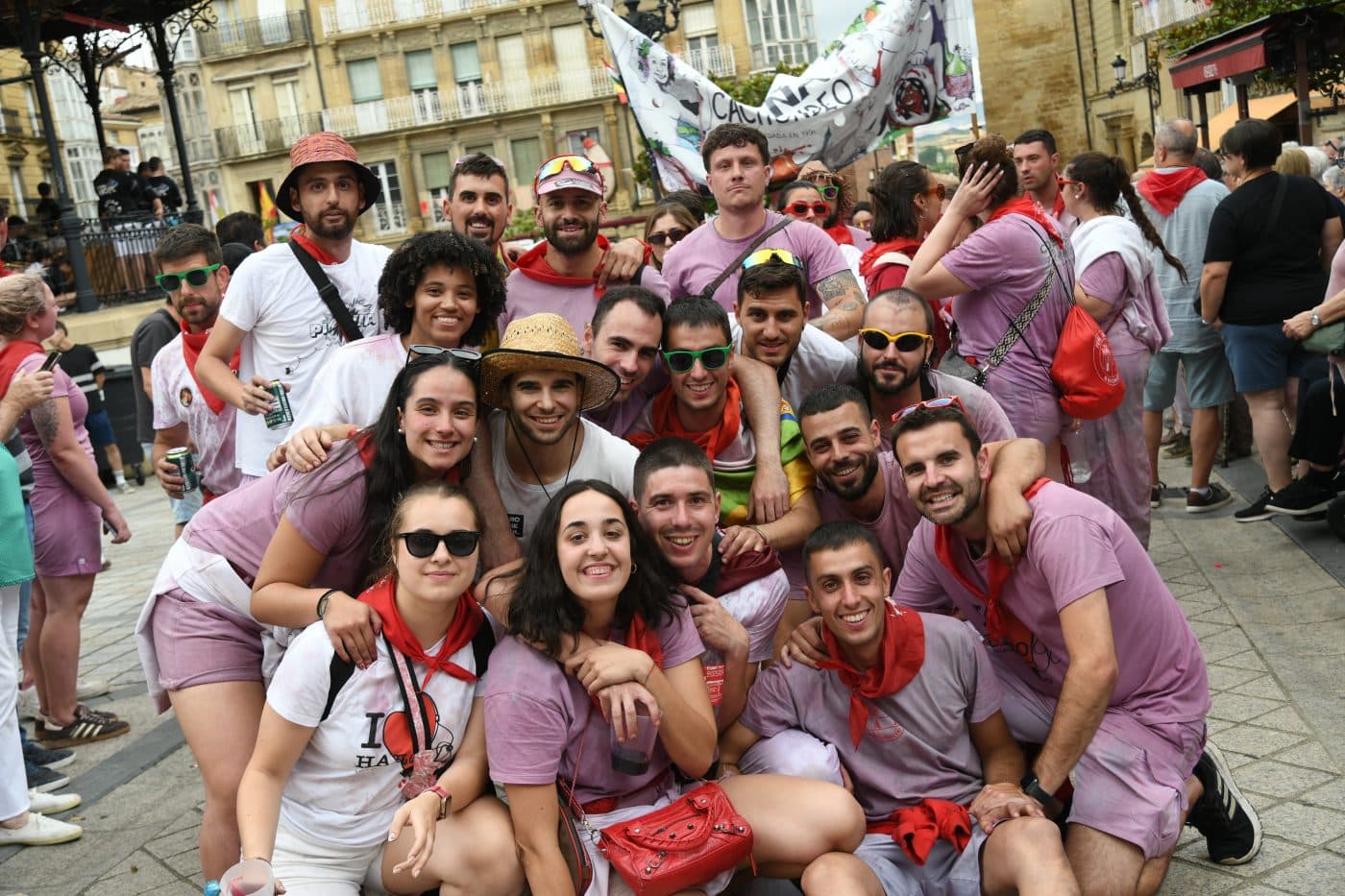 FOTOS: Las Vueltas convierten la Herradura de Haro en el gran epicentro de la fiesta tras la Batalla del Vino 38