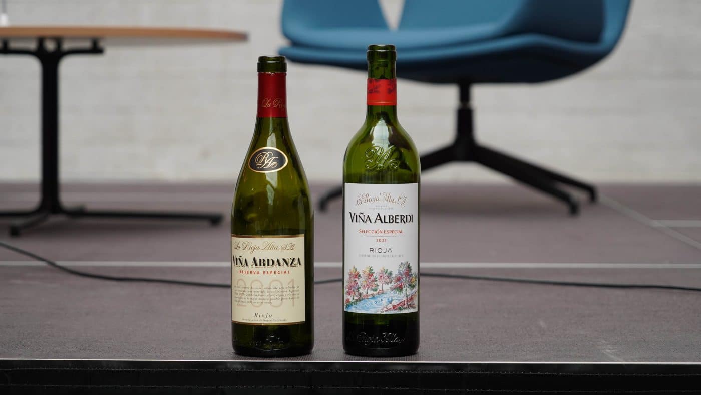 Tres bodegas de la comarca de Haro participan en el primer encuentro del foro 'El vino' en el CCR 7