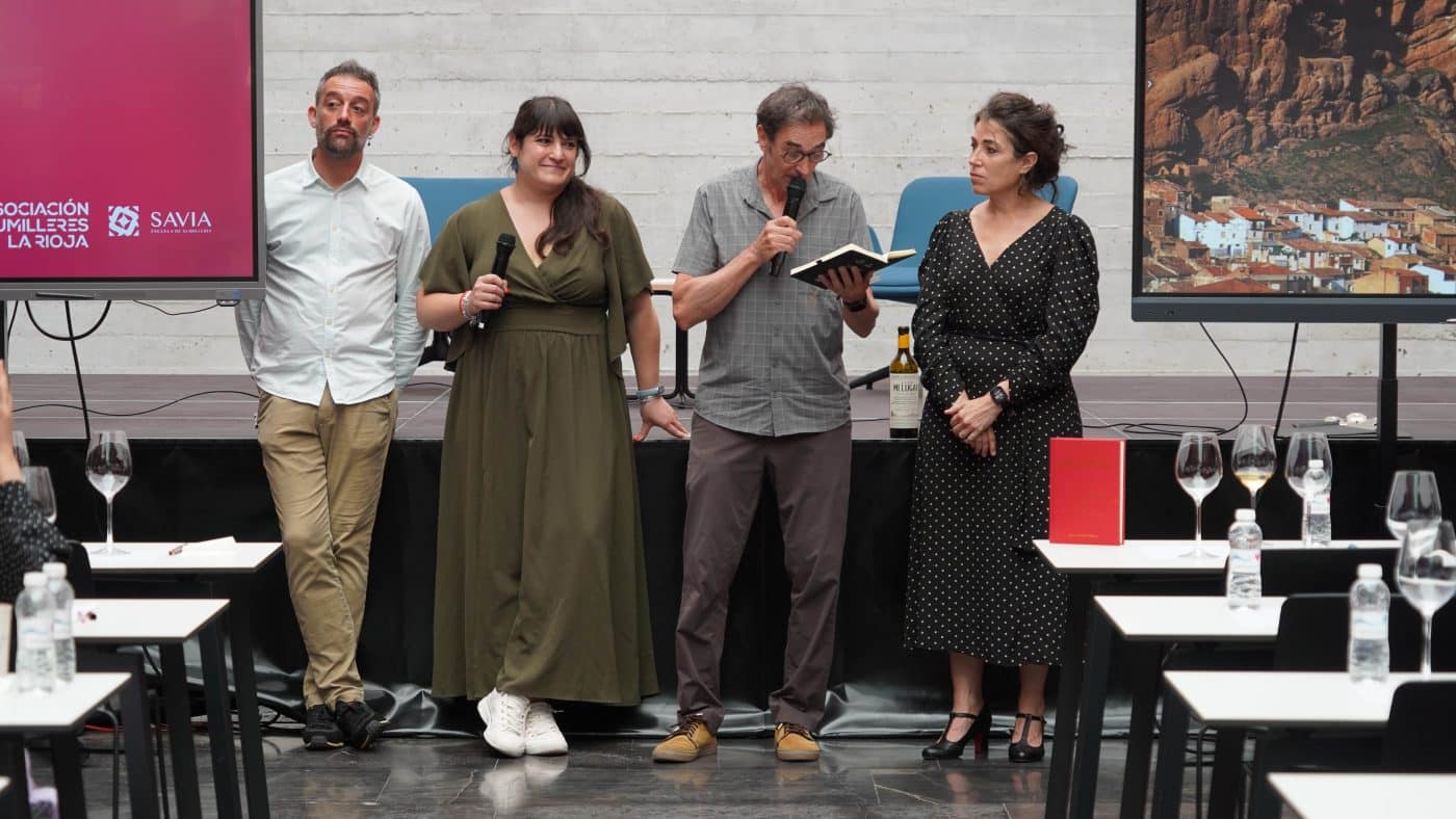 Tres bodegas de la comarca de Haro participan en el primer encuentro del foro 'El vino' en el CCR 2