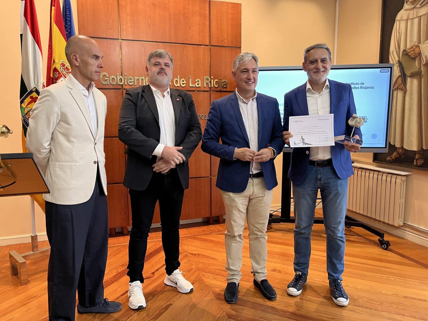 El jarrero David Labarga, reconocido en los Premios de Investigación del IER 1