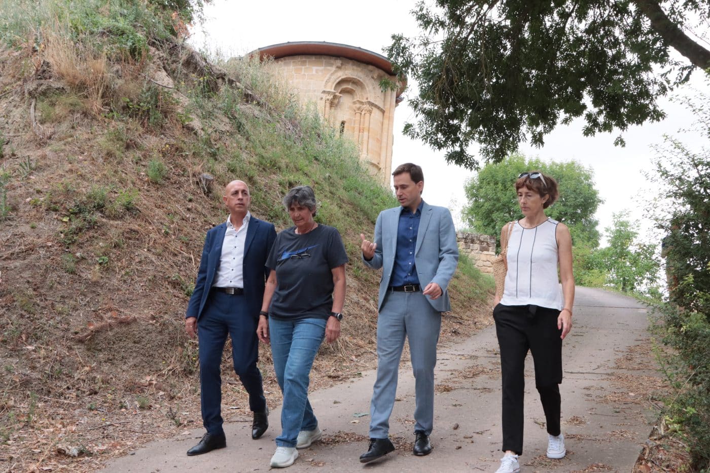 Treviana reforzará la seguridad de sus muros históricos con una inversión de más de 80.000 euros 1
